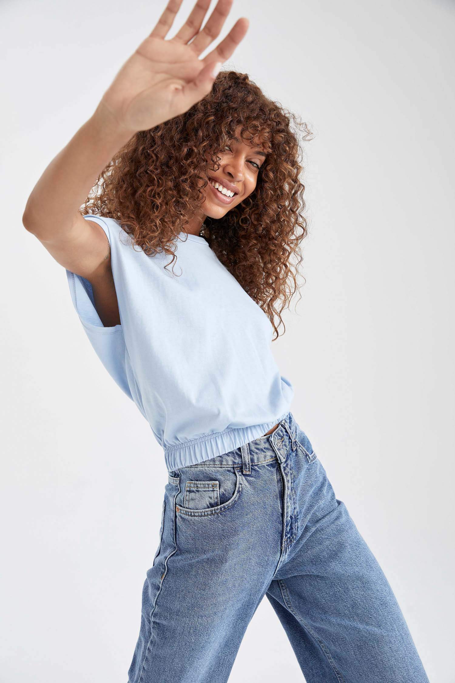 Beli Lastikli Relax Fit Kısa Kollu Pamuklu Crop Tişört