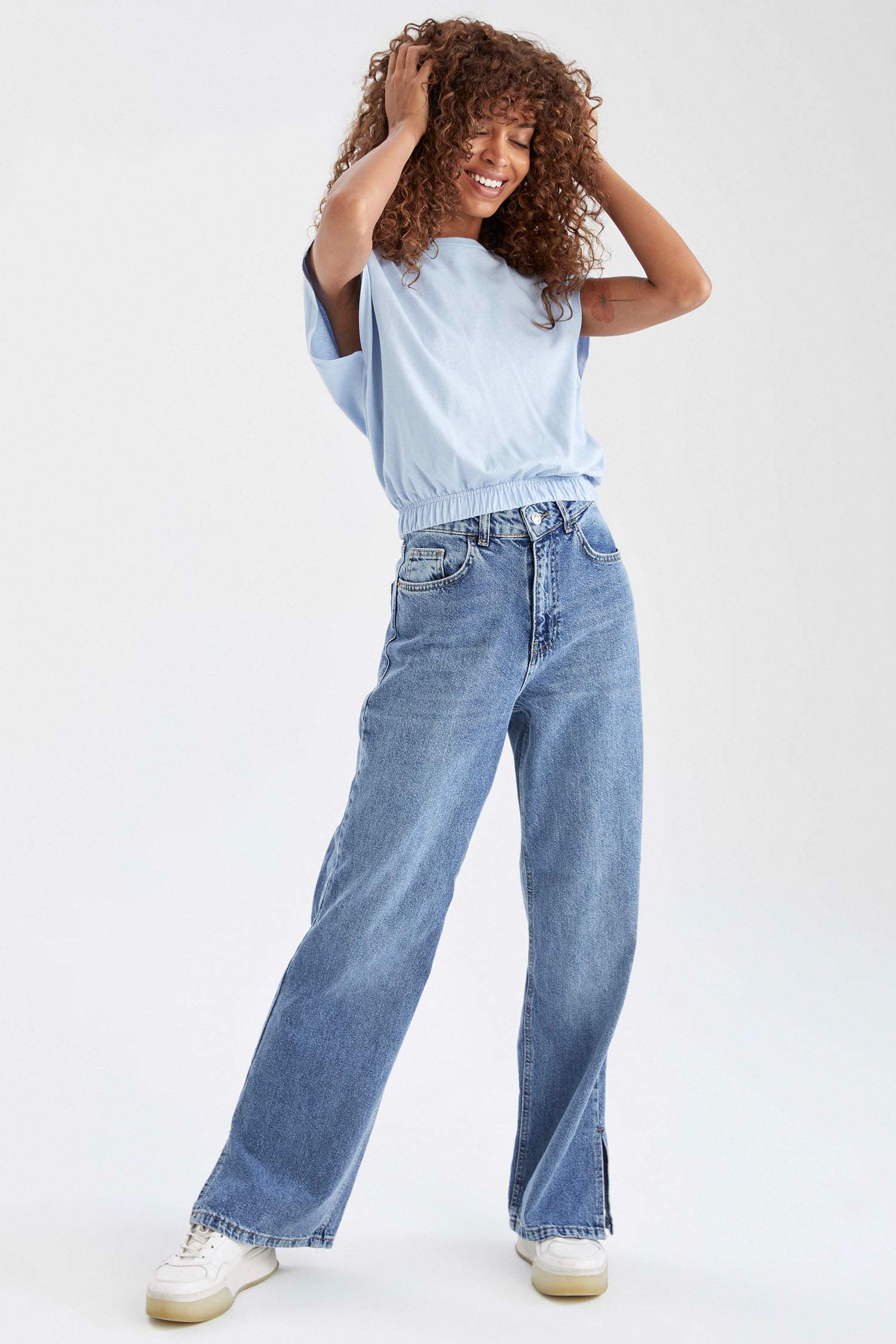 Beli Lastikli Relax Fit Kısa Kollu Pamuklu Crop Tişört