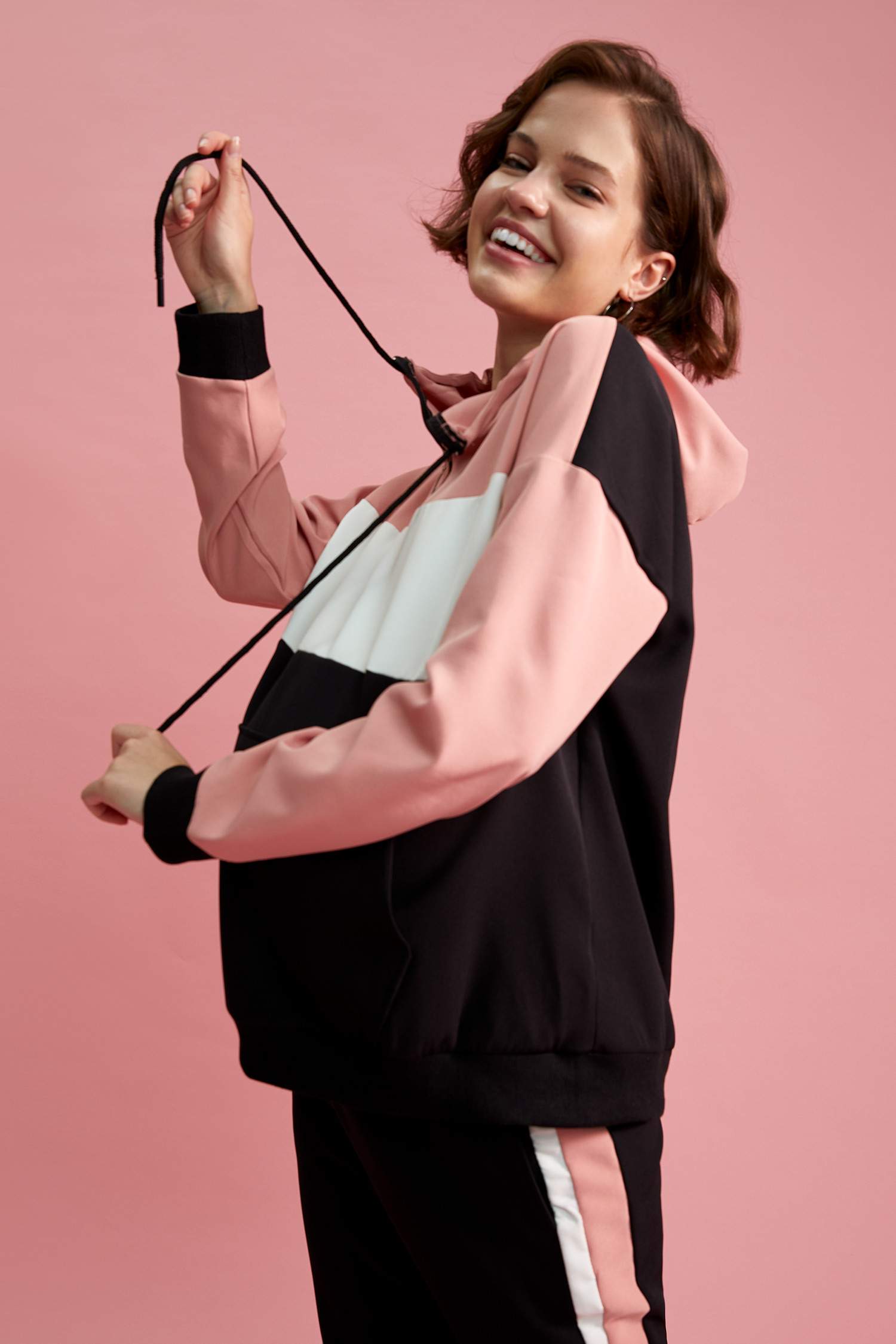 Hamile Relax Fit Renk Bloklu Kapüşonlu Sweatshirt