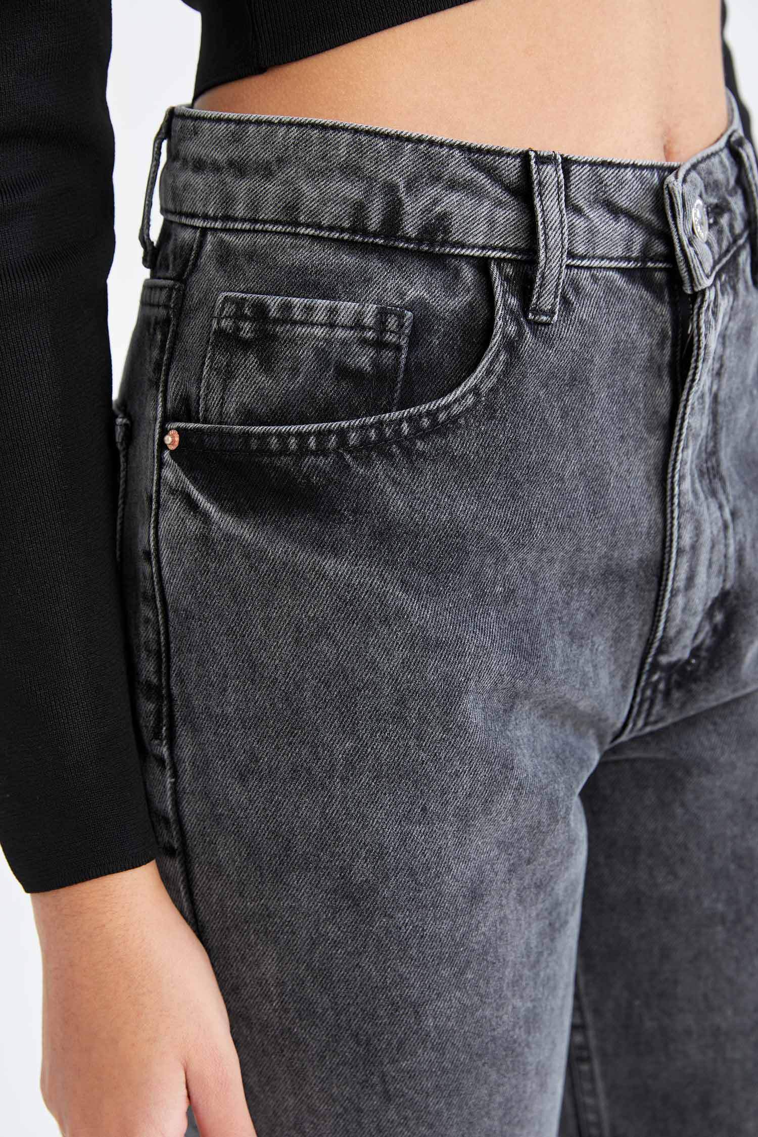 Mary Straight Fit Yüksek Bel Jean Pantolon