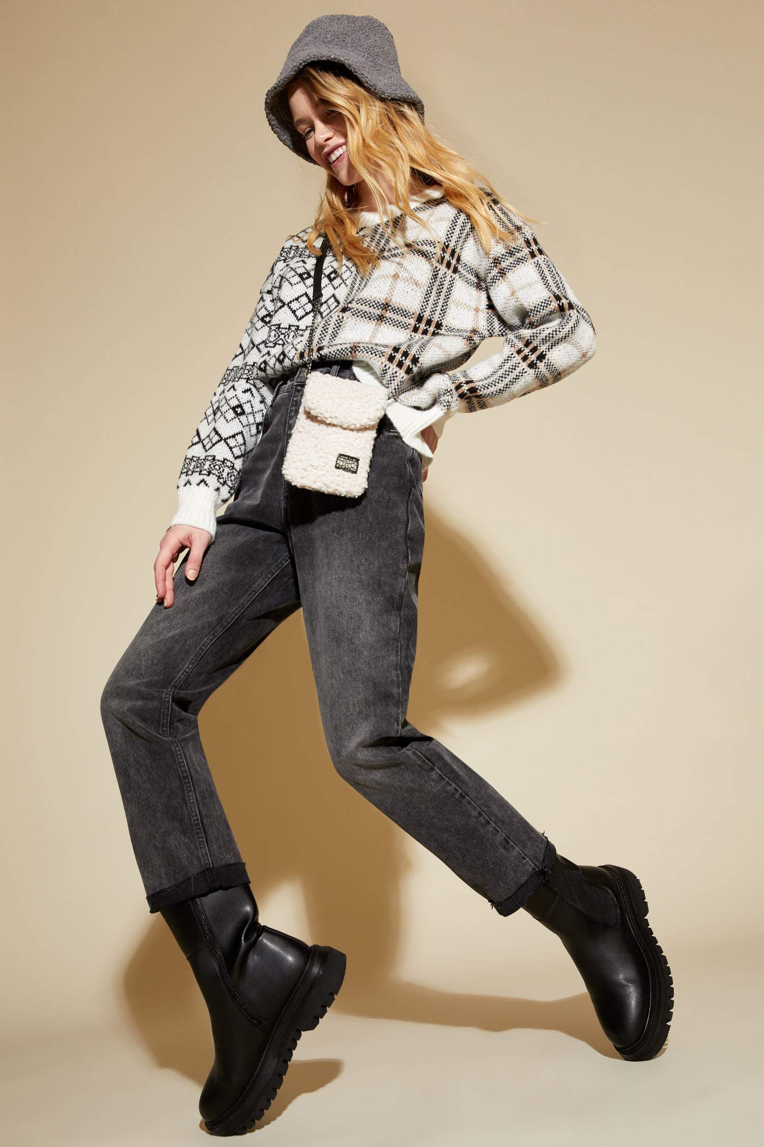 Mary Straight Fit Yüksek Bel Jean Pantolon