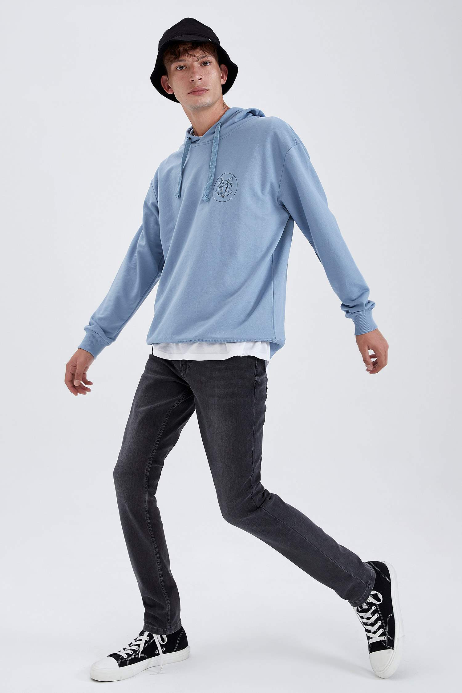 Oversize Fit Kapüşonlu Sırt Baskılı Pamuklu Sweatshirt
