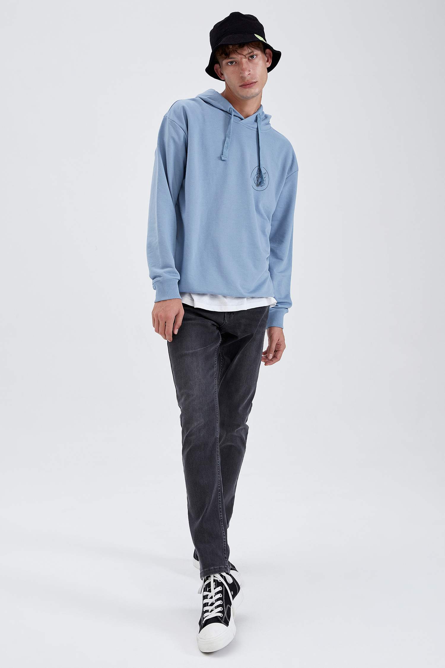 Oversize Fit Kapüşonlu Sırt Baskılı Pamuklu Sweatshirt