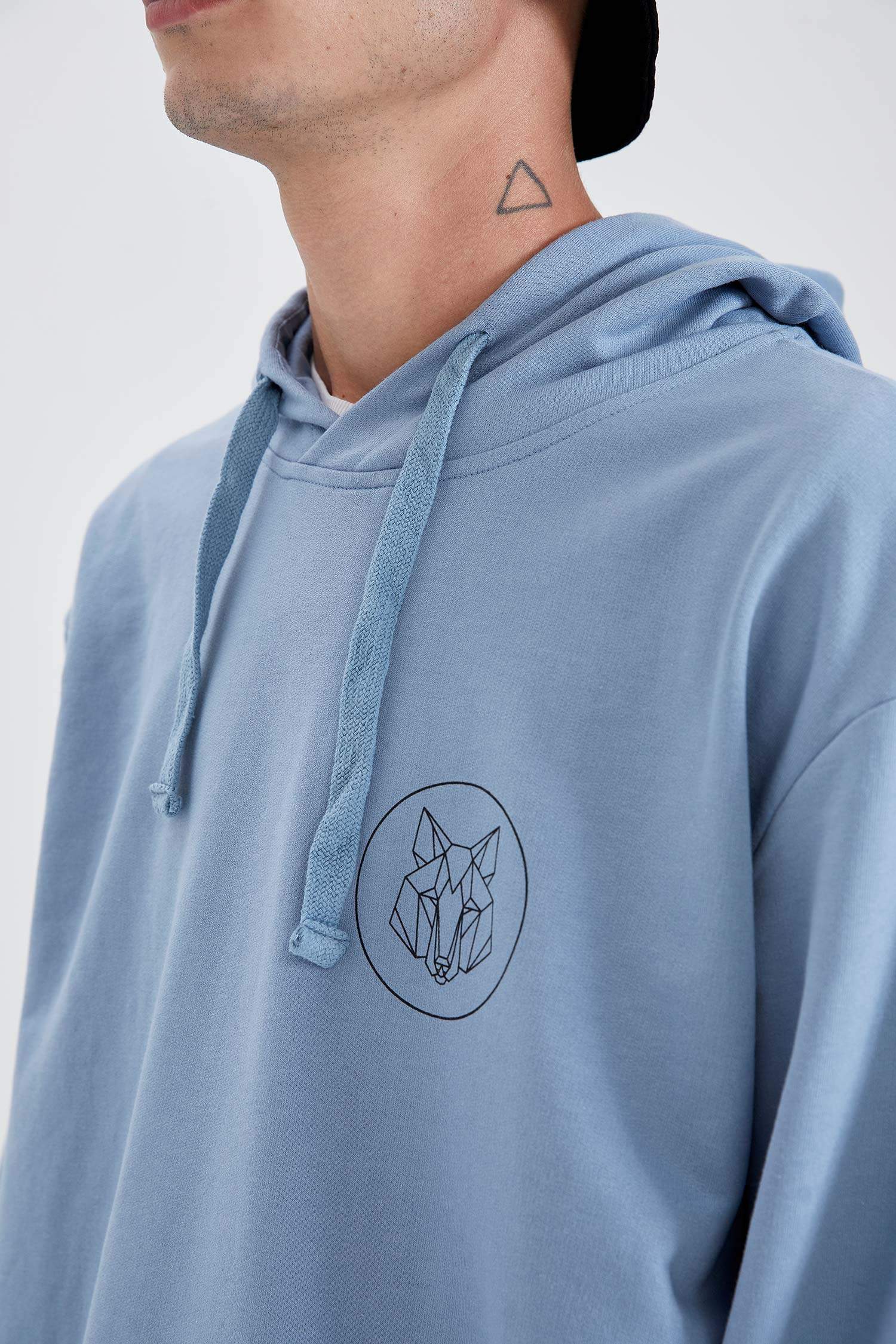 Oversize Fit Kapüşonlu Sırt Baskılı Pamuklu Sweatshirt