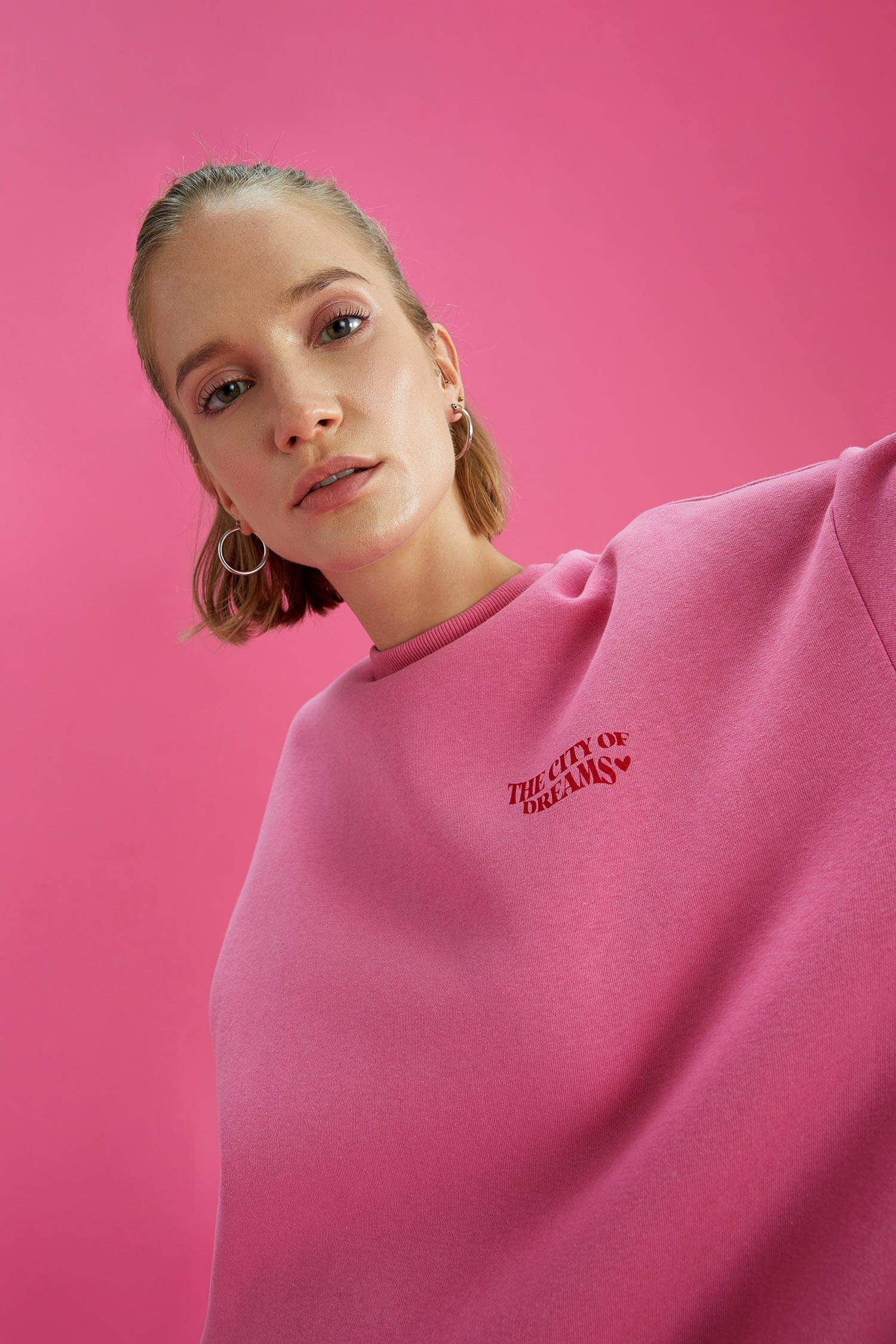 Sırtı Los Angeles Baskılı İçi Yumuşak Tüylü Oversize Fit Sweatshirt