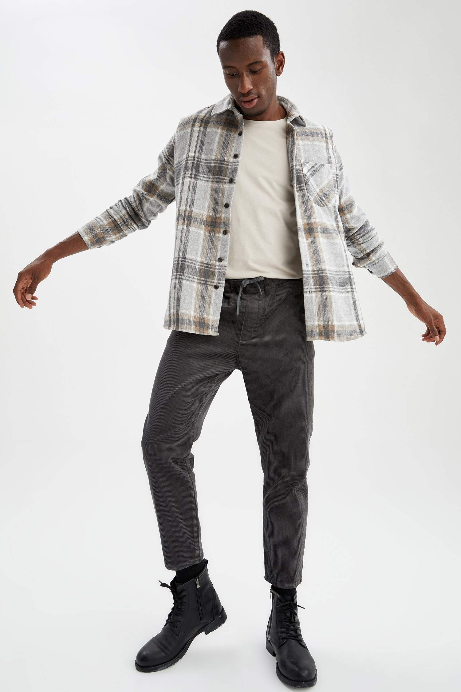 Relax Fit Kadife Chino Pantolon