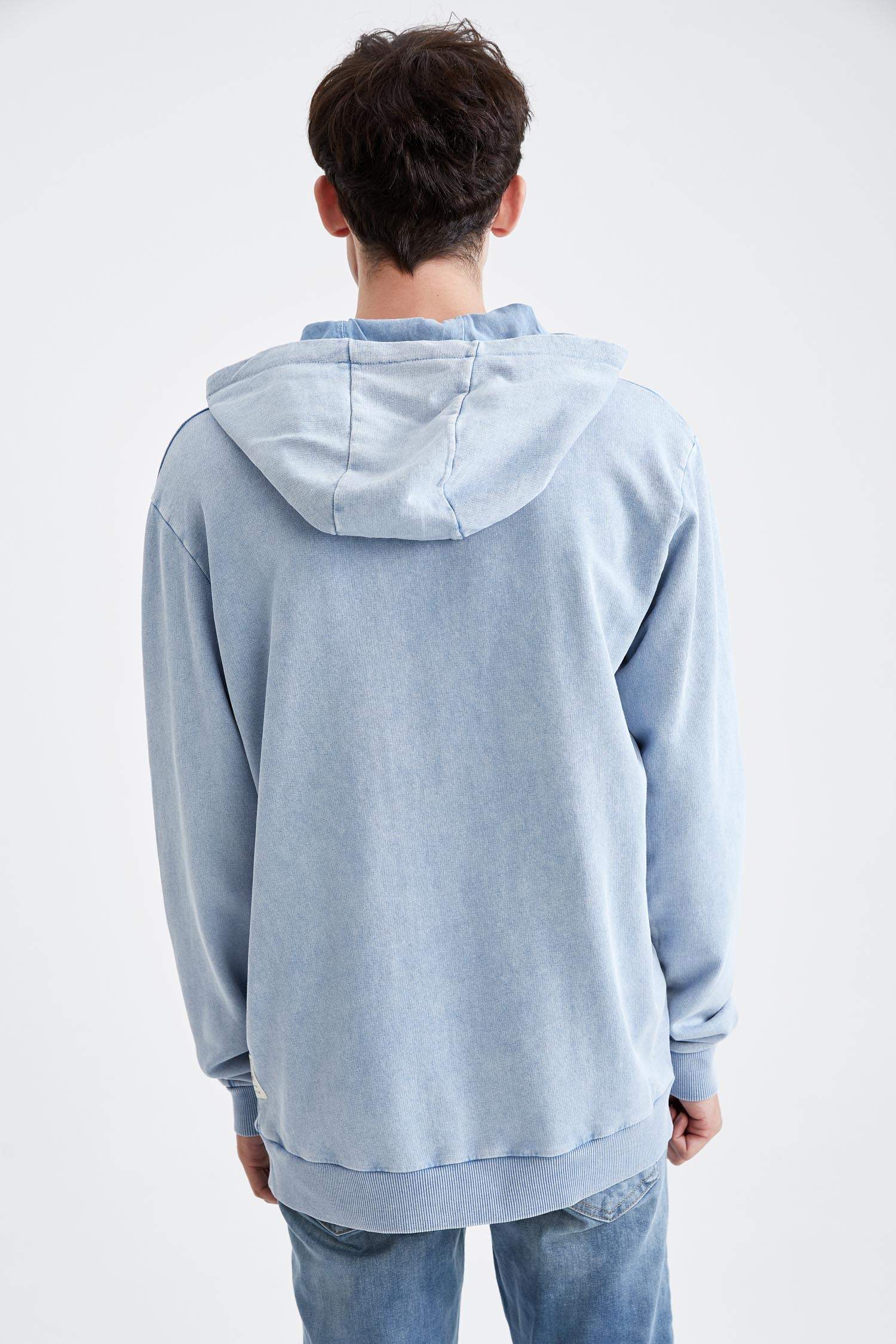 Oversize Kapüşonlu Kanguru Cepli Uzun Kollu Sweatshirt