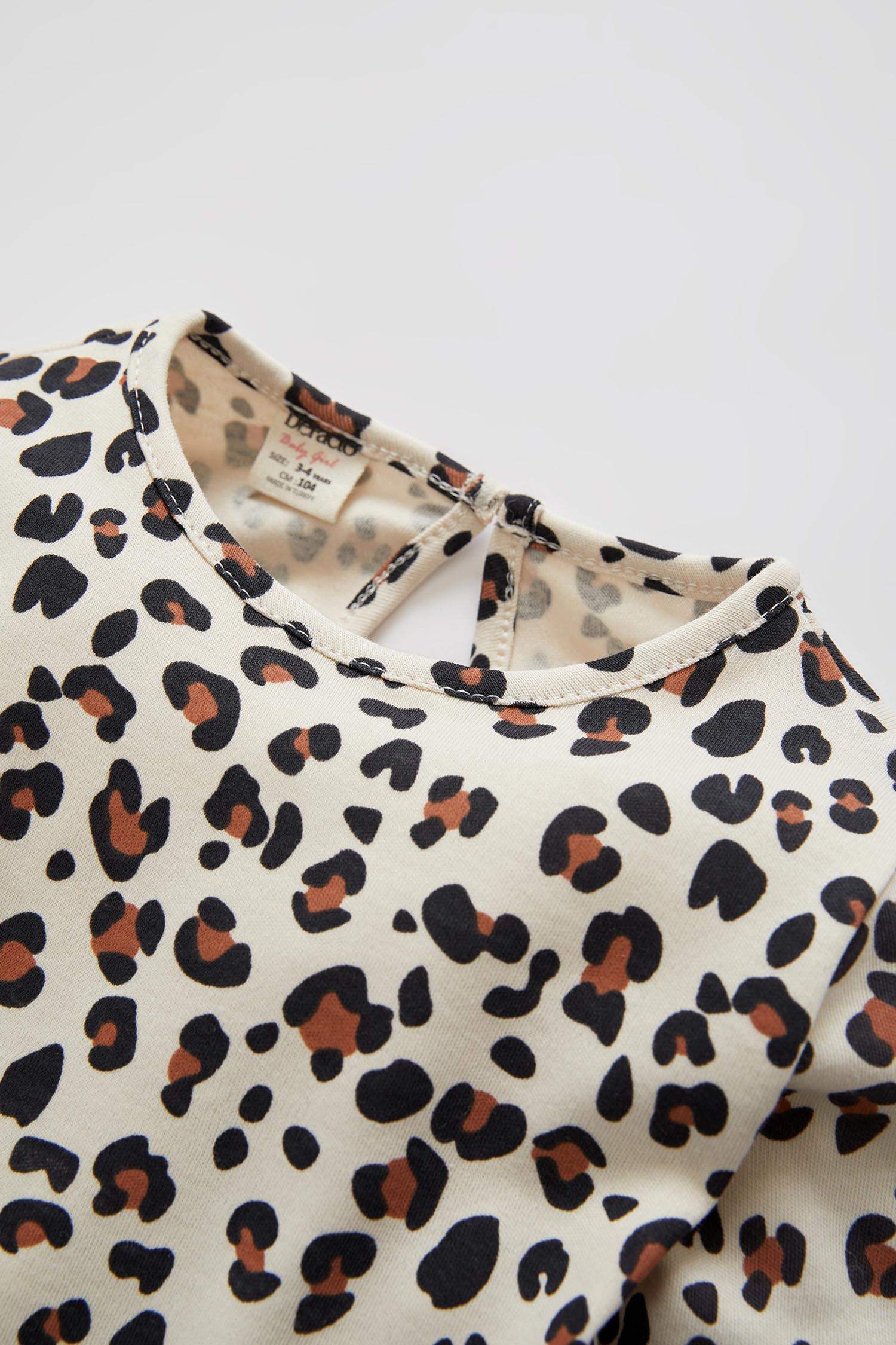 Kız Bebek Leopar Desenli Pamuklu Uzun Kollu Pijama Takım