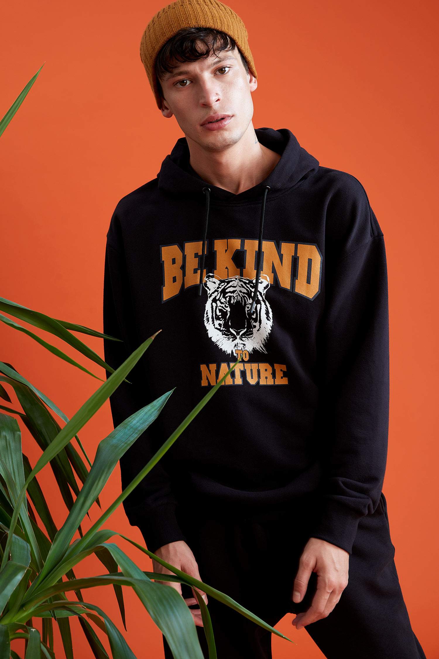 Oversize Fit Kapüşonlu Baskılı Uzun Kollu Sweatshirt