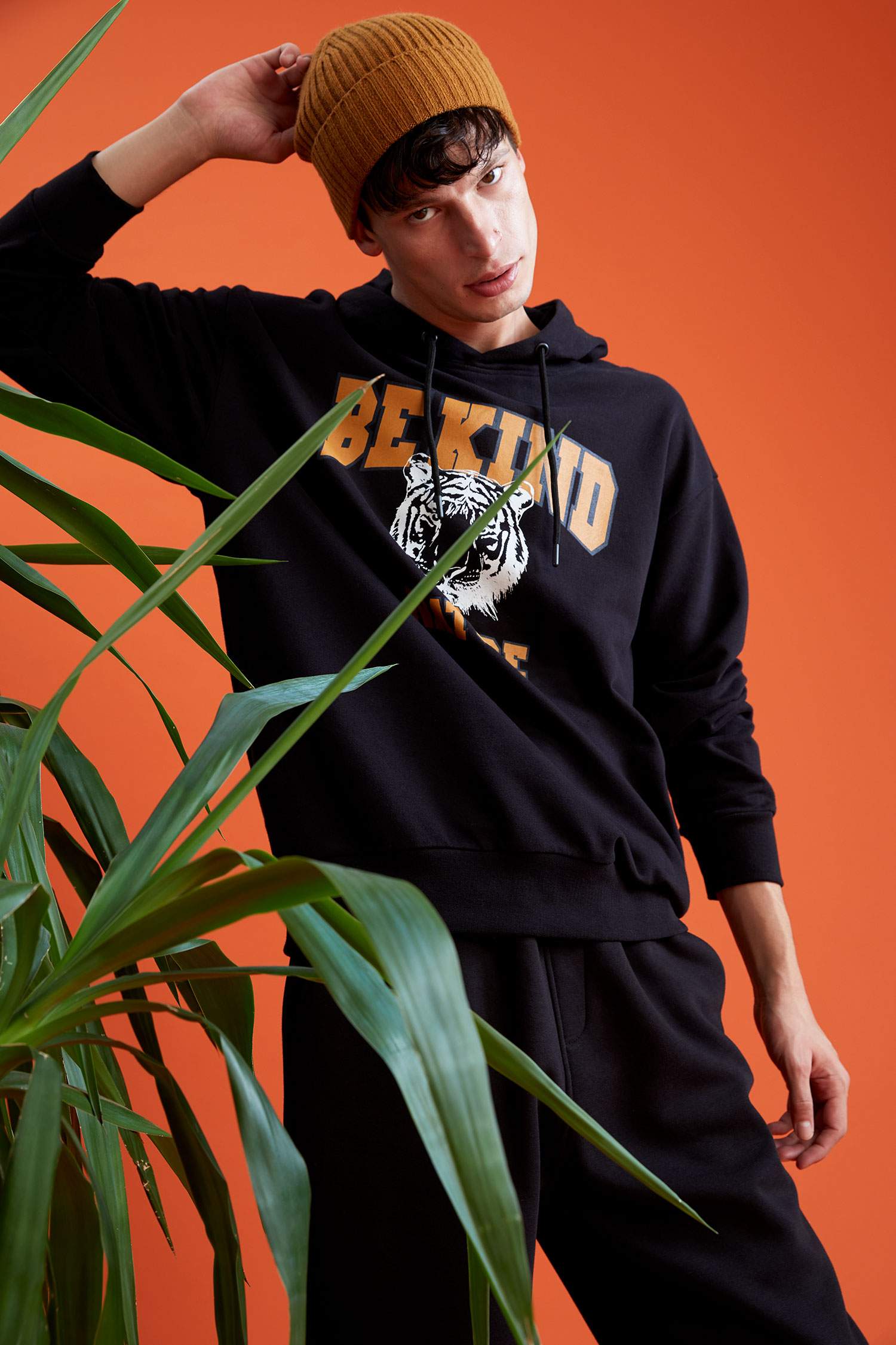 Oversize Fit Kapüşonlu Baskılı Uzun Kollu Sweatshirt