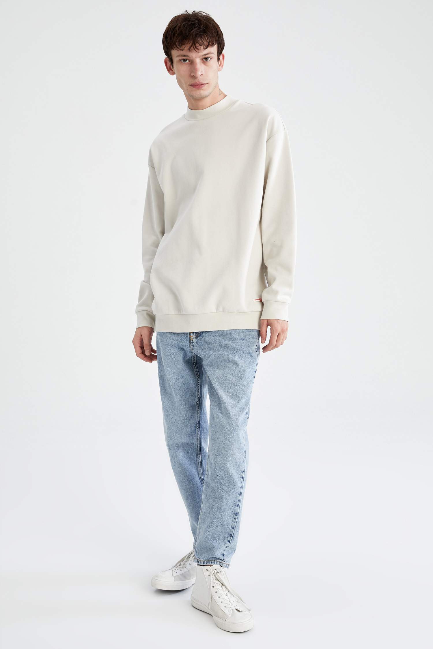 Boxy Fit Bisiklet Yaka Uzun Kollu Sweatshirt