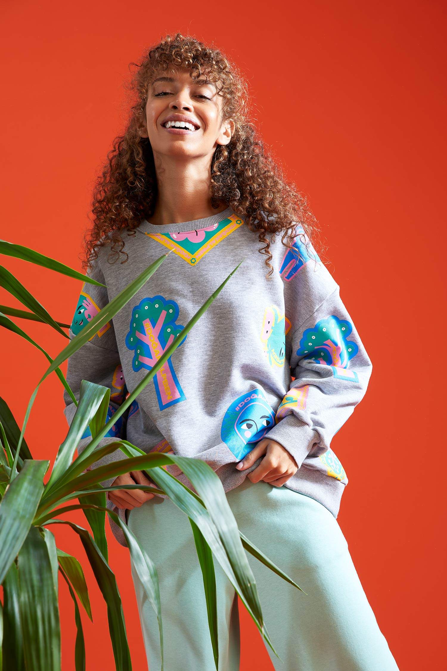Doğa Temalı Oversize Fit Bisiklet Yaka Uzun Kollu Sweatshirt