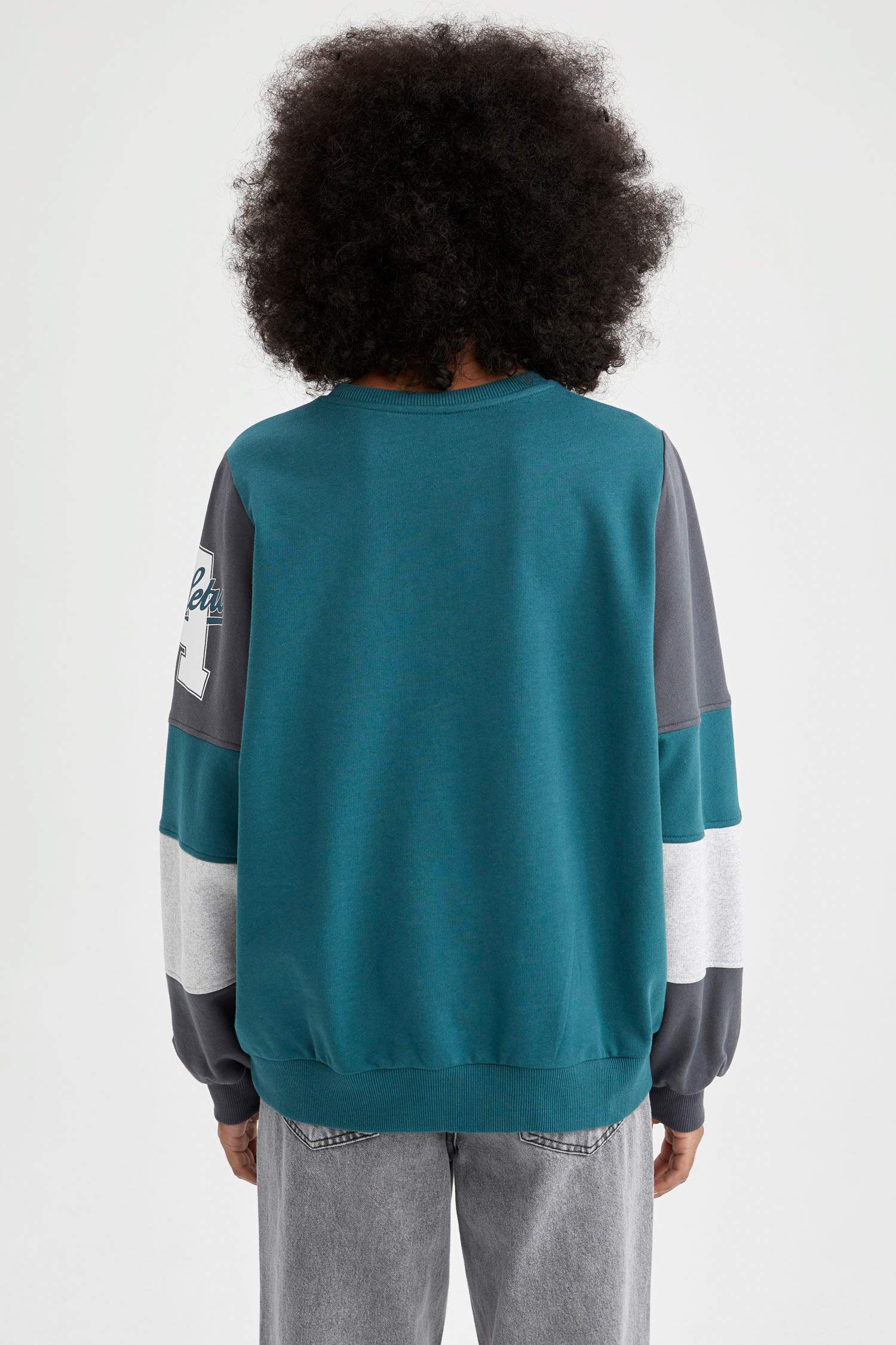 Oversize Fit Bisiklet Yaka Kolej Baskılı Uzun Kollu Sweatshirt