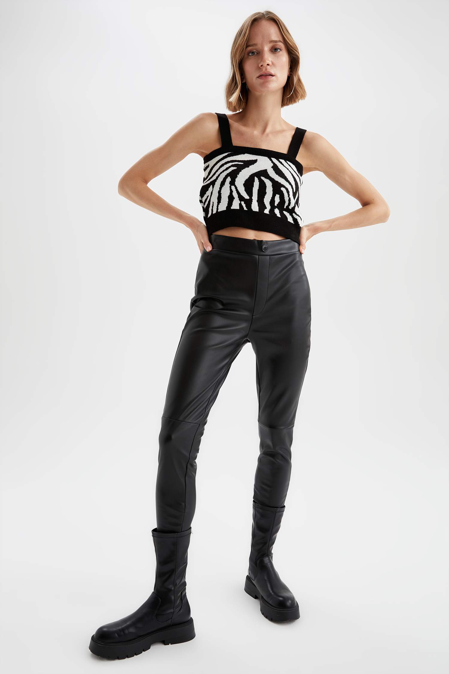 Zebra Desenli Slim Fit Triko Atlet