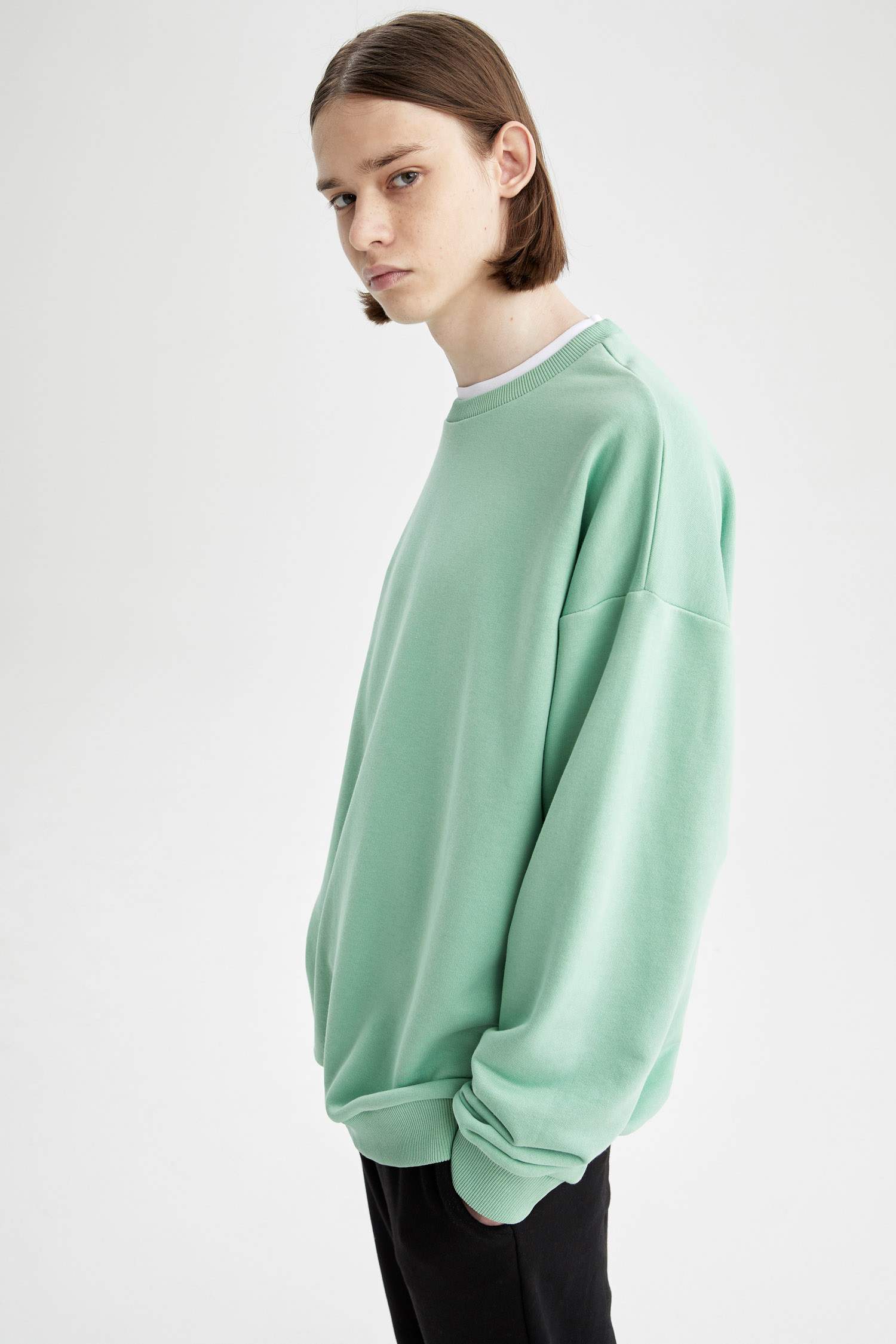 Oversize Bisiklet Yaka Uzun Kollu Sweatshirt