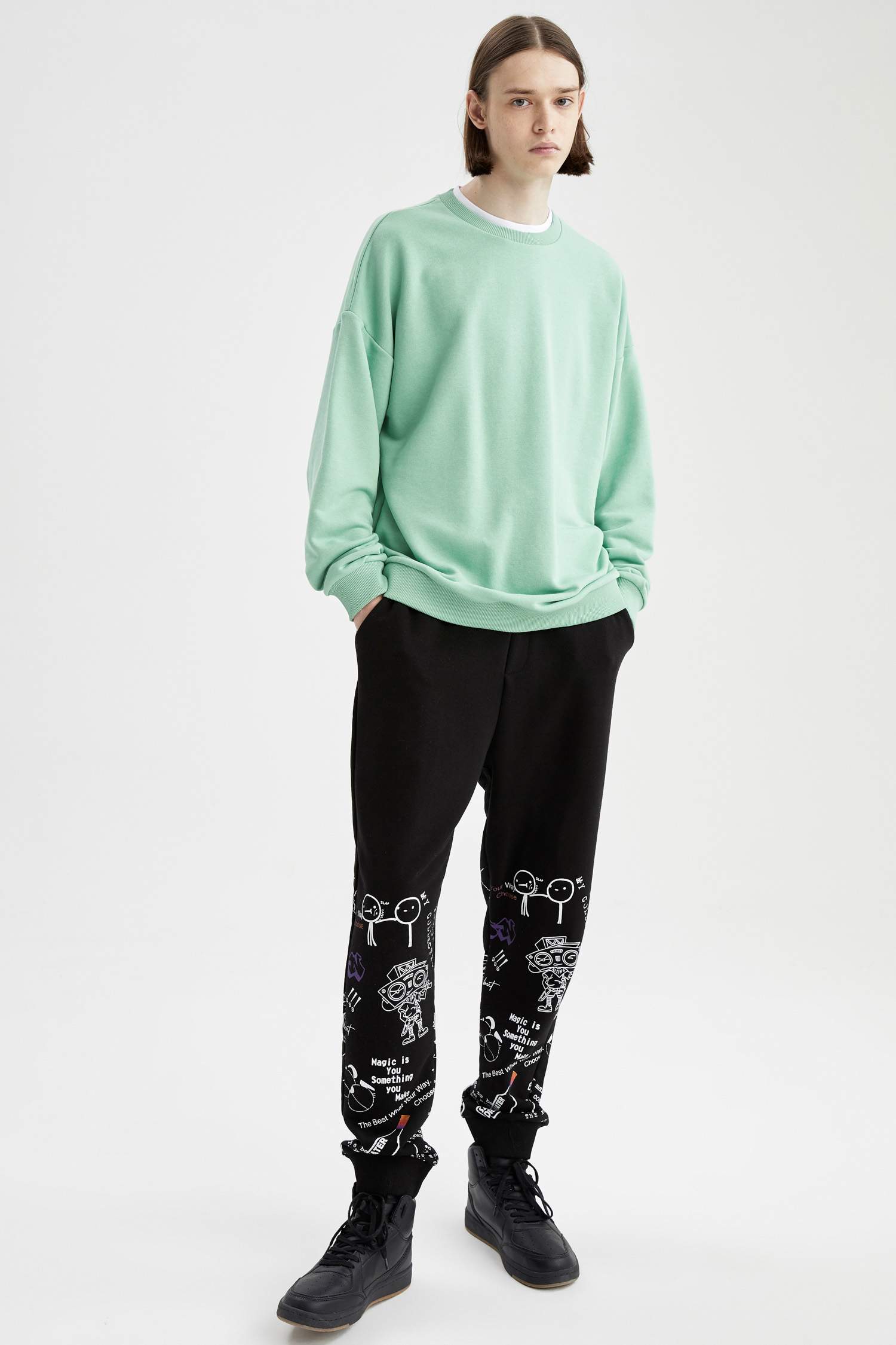 Oversize Bisiklet Yaka Uzun Kollu Sweatshirt