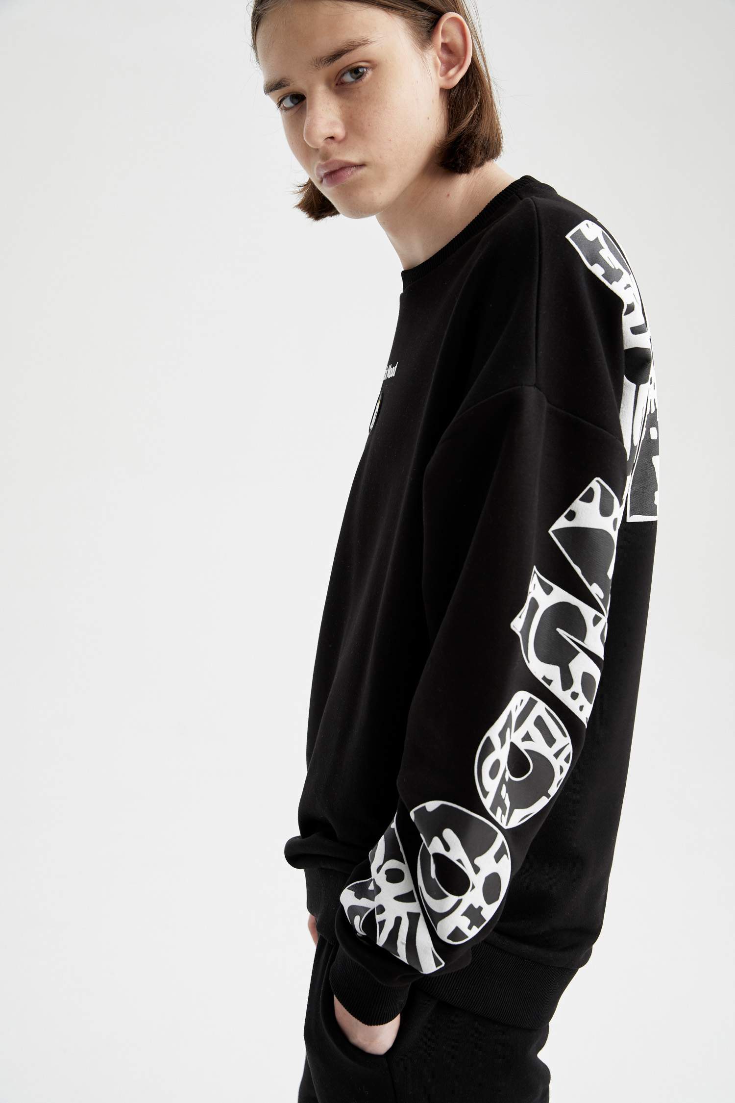 Coool Oversize Fit Bisiklet Yaka Sırt Baskılı Uzun Kollu Sweatshirt