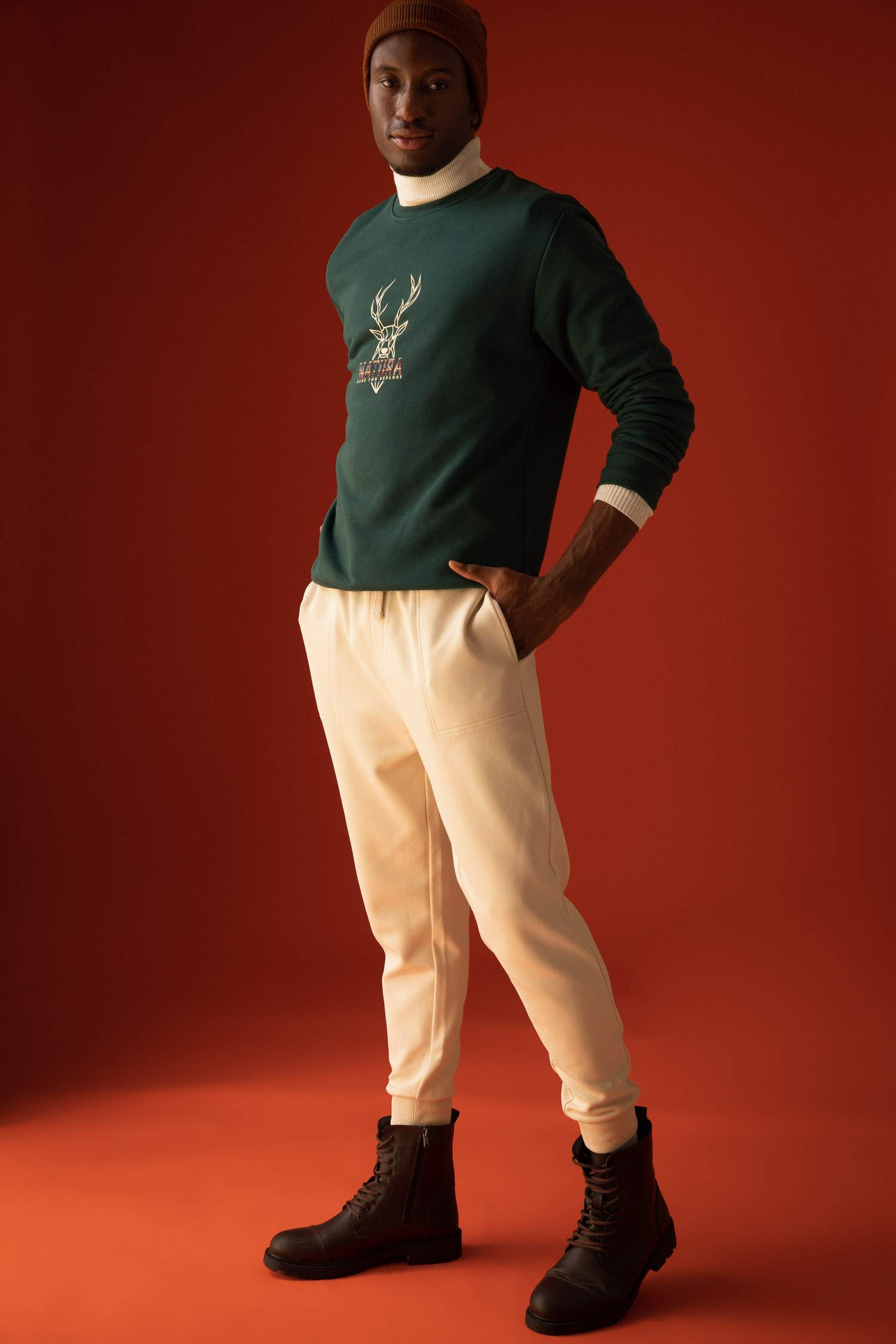 Relax Fit Bisiklet Yaka Baskılı Uzun Kollu Sweatshirt
