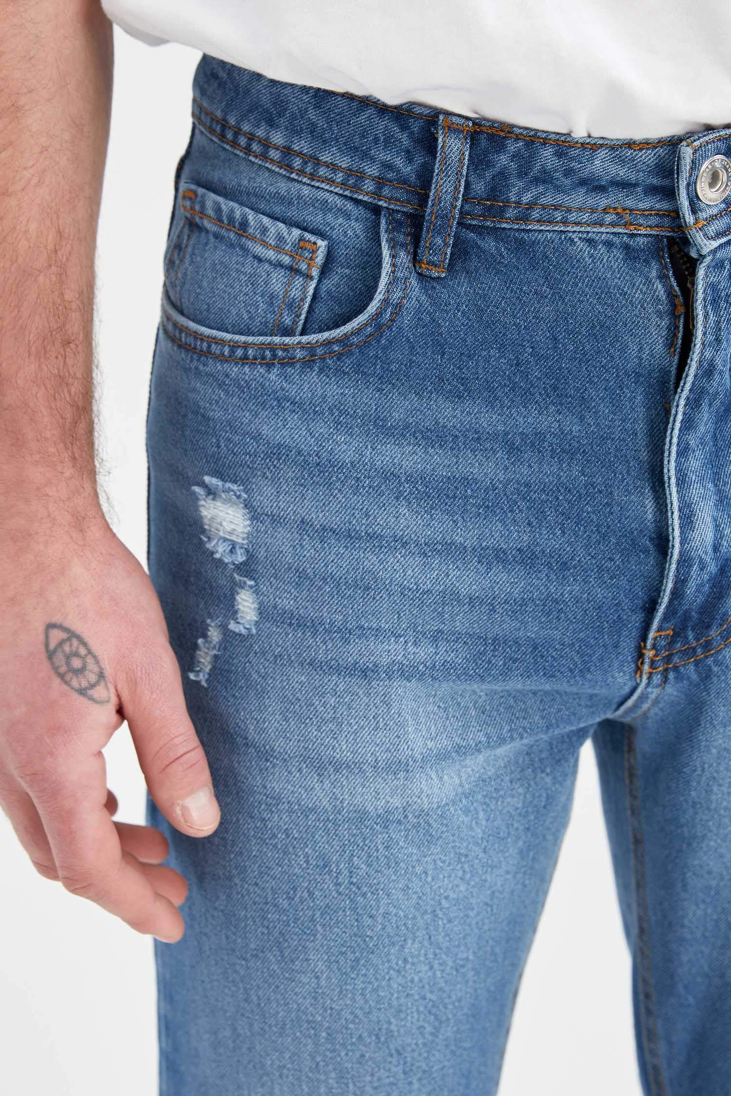 90's Slim Fit Normal Bel Boru Paça Yırtık Detaylı Jean Pantolon
