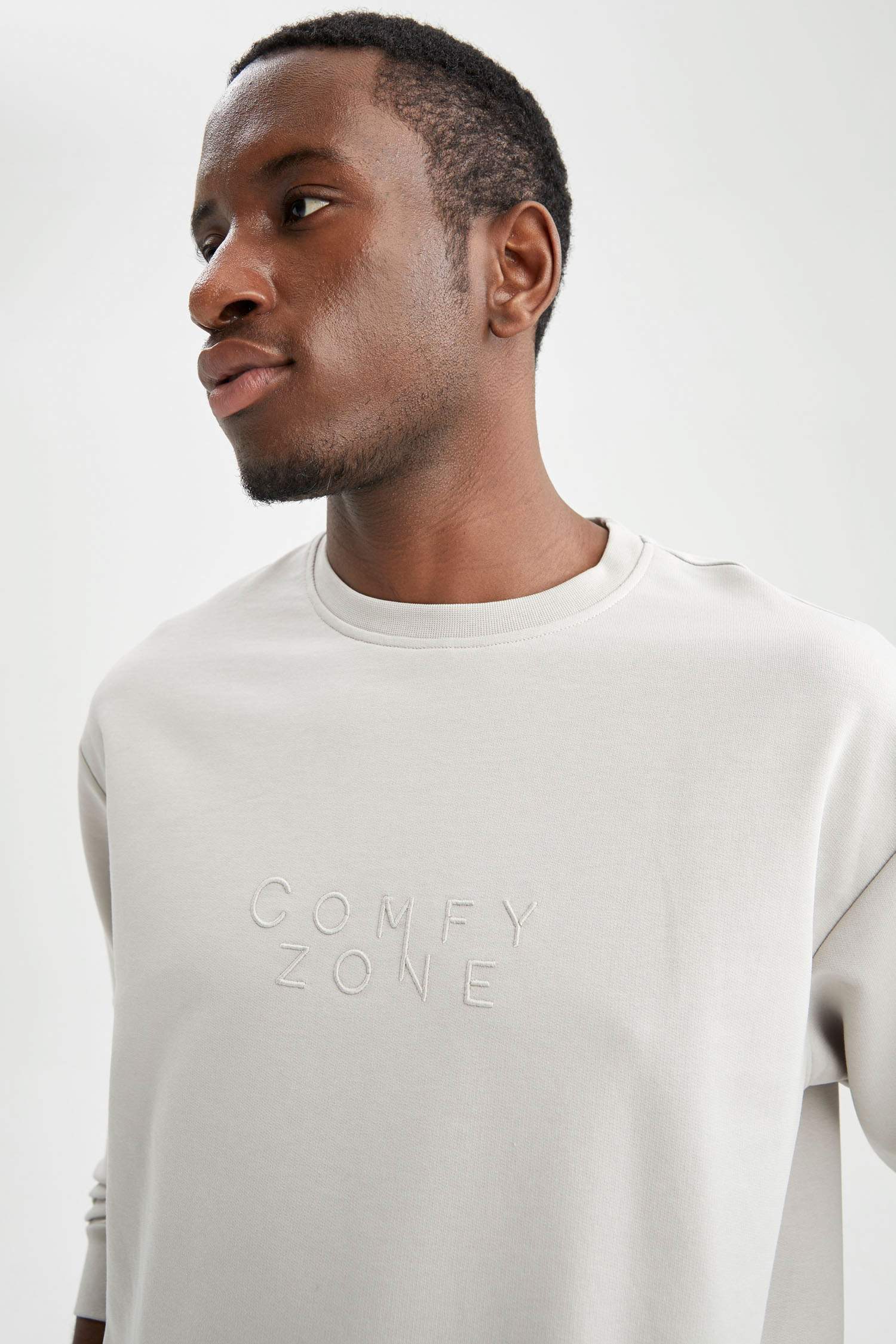 Oversize Fit Bisiklet Yaka Baskılı Uzun Kollu Sweatshirt