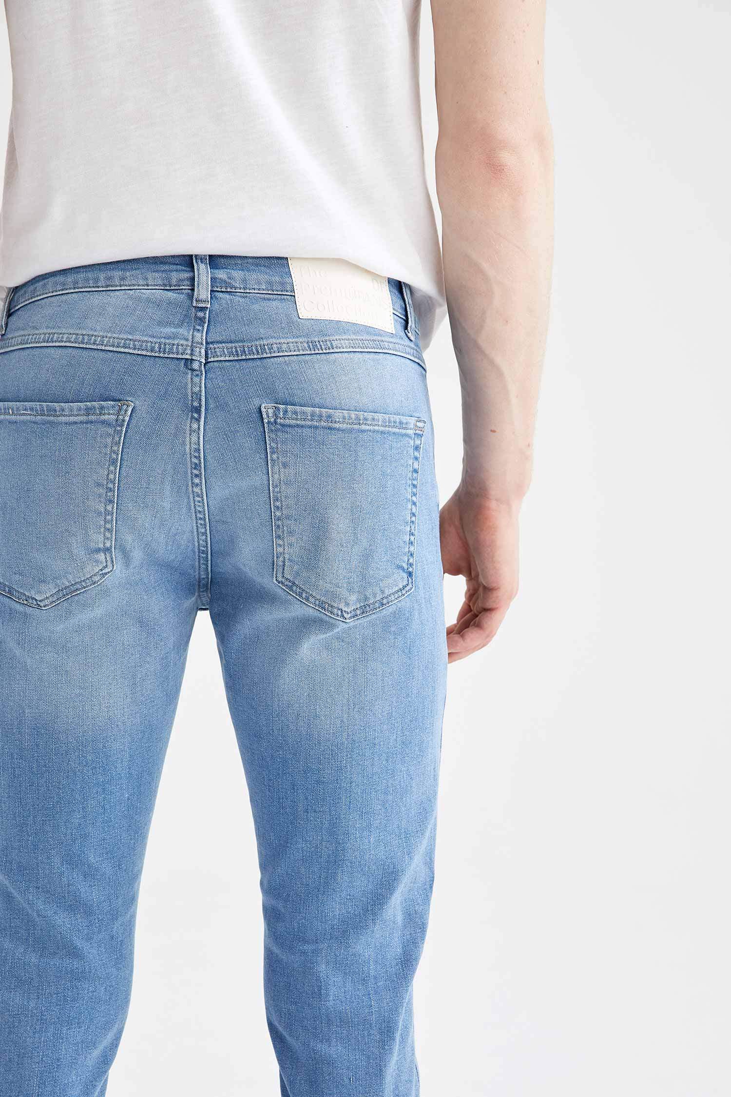 Slim Comfort Fit Normal Bel Dar Paça Yırtık Detaylı Jean Pantolon