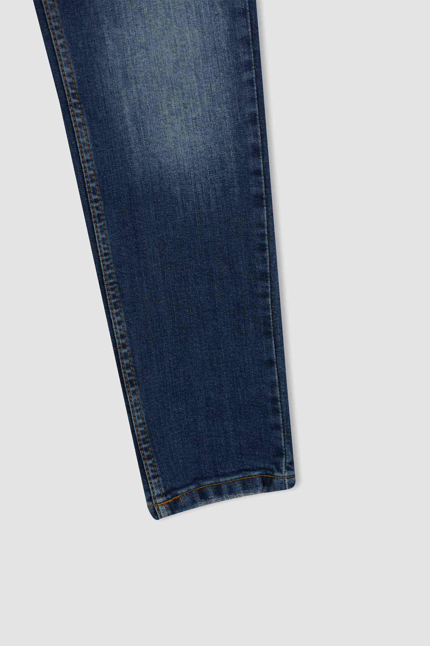 Super Skinny Normal Bel Dar Yırtık Detaylı Jean Pantolon
