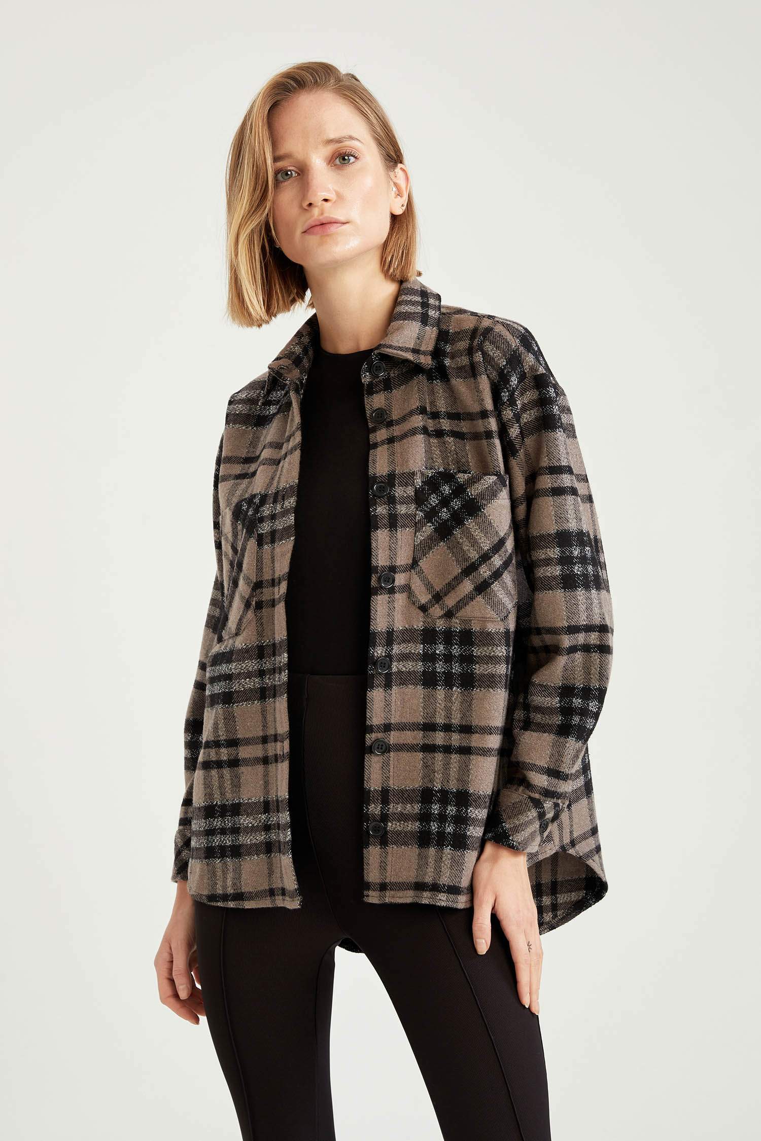 Retro Ekoseli Oversize Fit Cep Detaylı Flanel Oduncu Gömlek