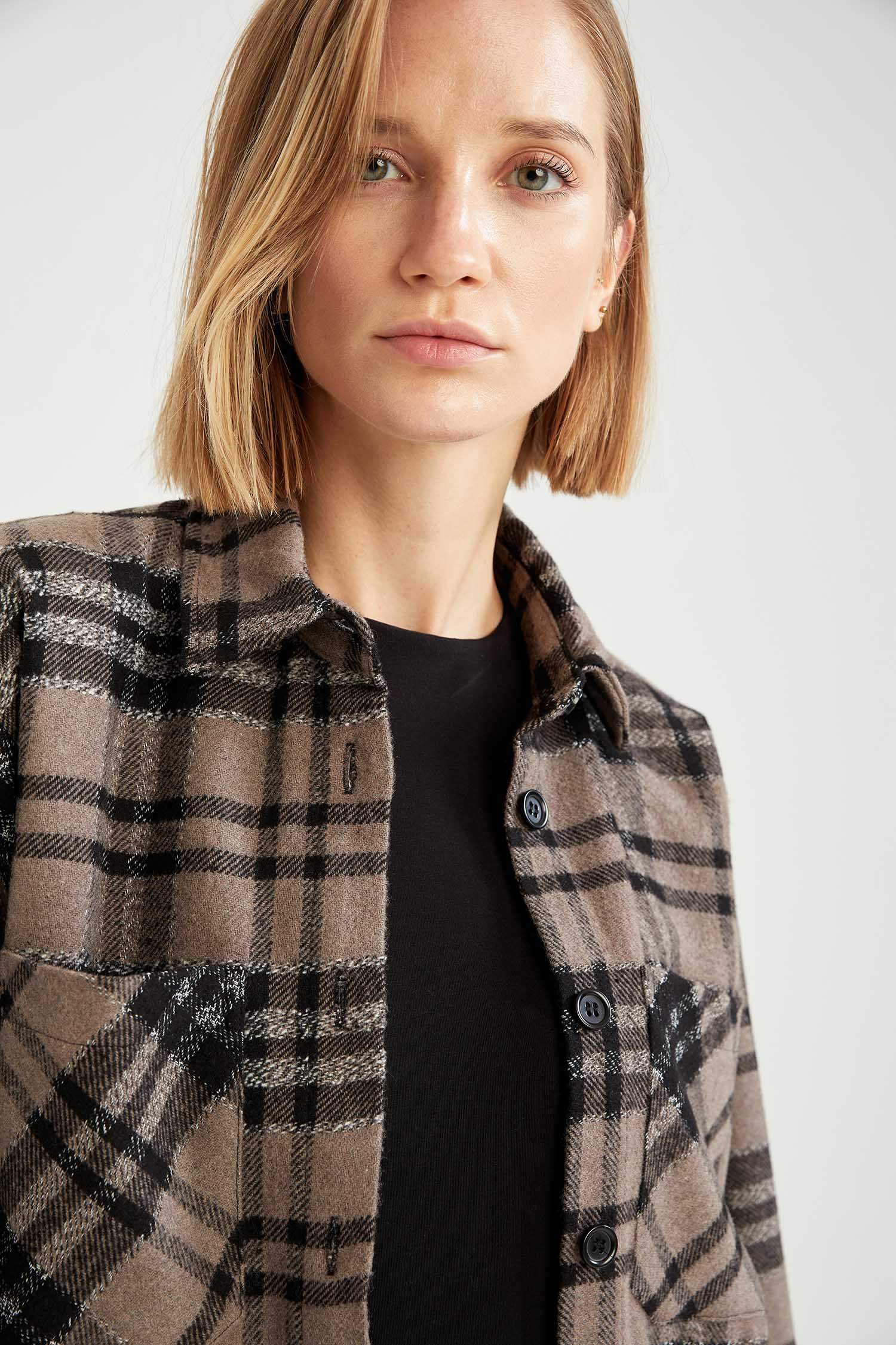 Retro Ekoseli Oversize Fit Cep Detaylı Flanel Oduncu Gömlek