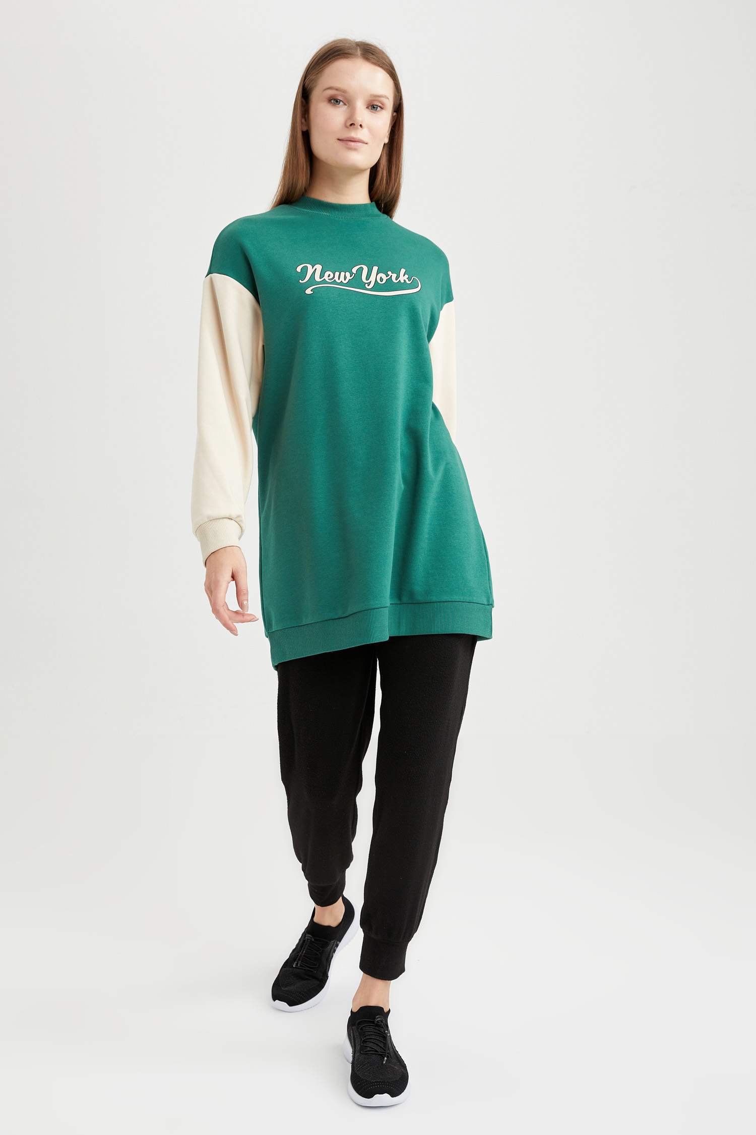 Oversize Fit Baskılı Yarım Balıkçı Yaka Renk Bloklu Kalın Sweatshirt Kumaşı Sweatshirt Tunik