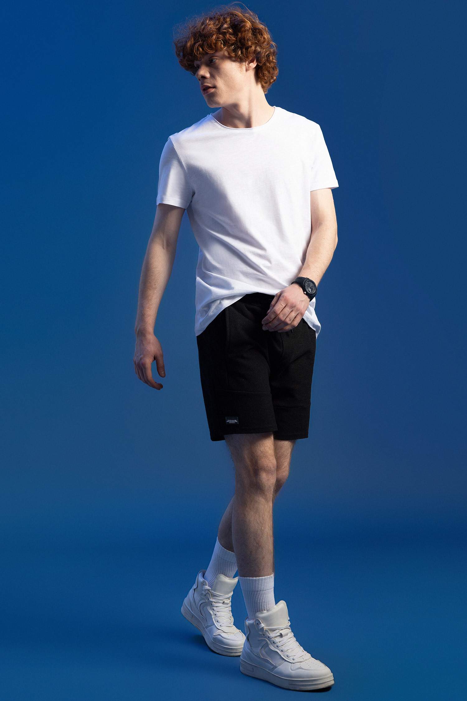 Slim Fit Cep Detaylı Geri Dönüşümlü Şort