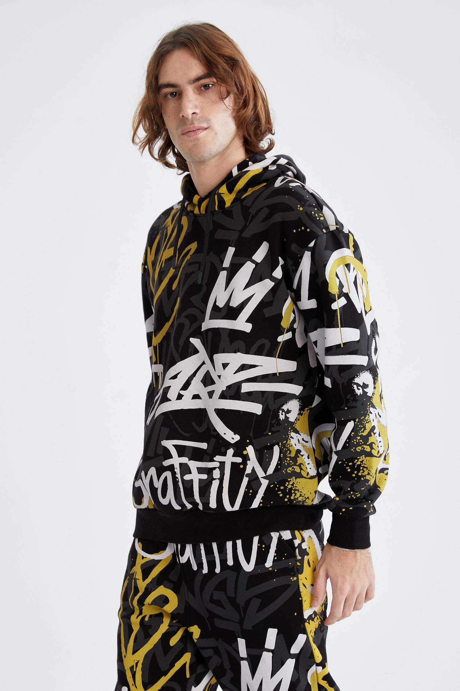 Oversize Fit Kapüşonlu Baskılı Uzun Kollu İçi Yumuşak Tüylü Sweatshirt