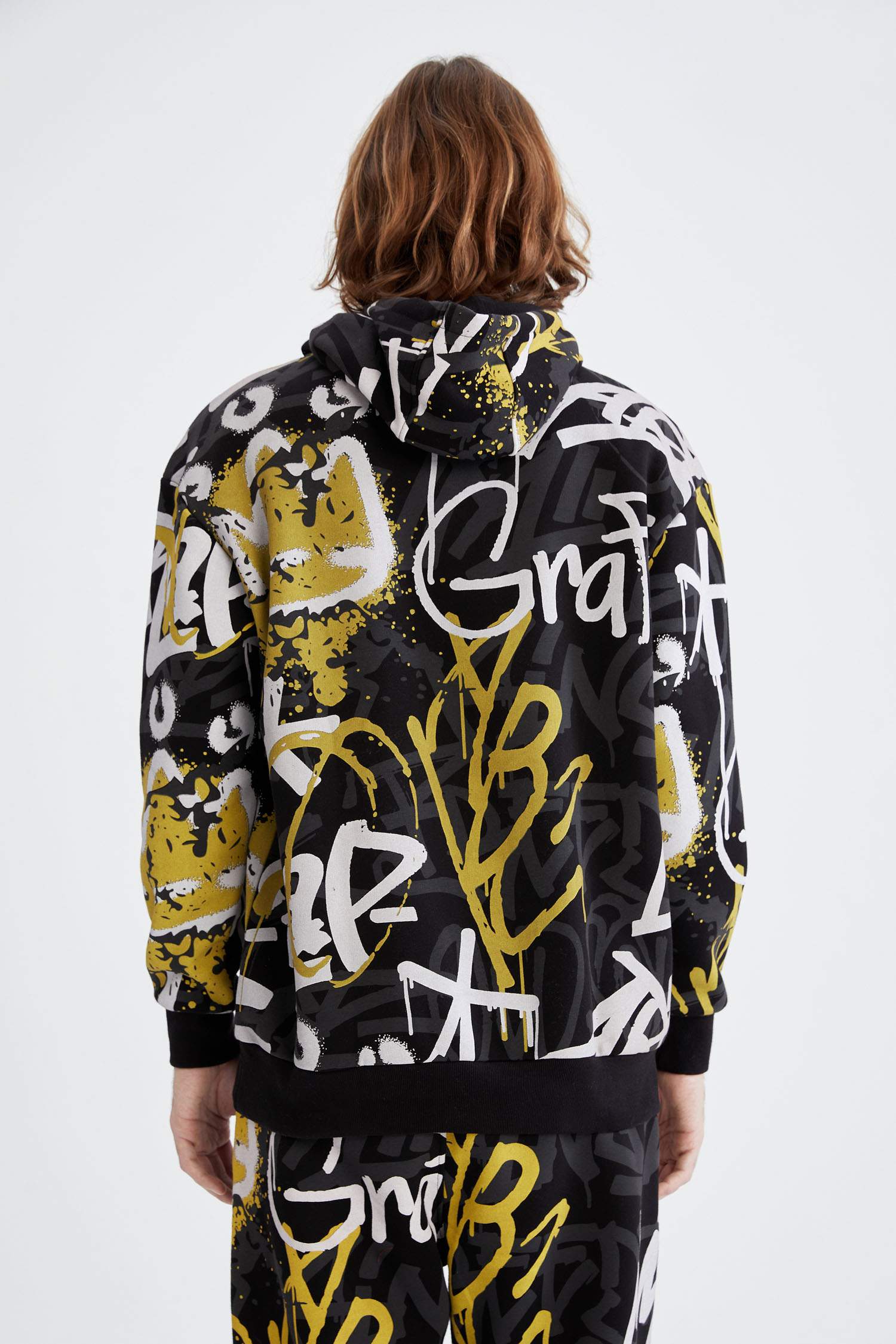 Oversize Fit Kapüşonlu Baskılı Uzun Kollu İçi Yumuşak Tüylü Sweatshirt