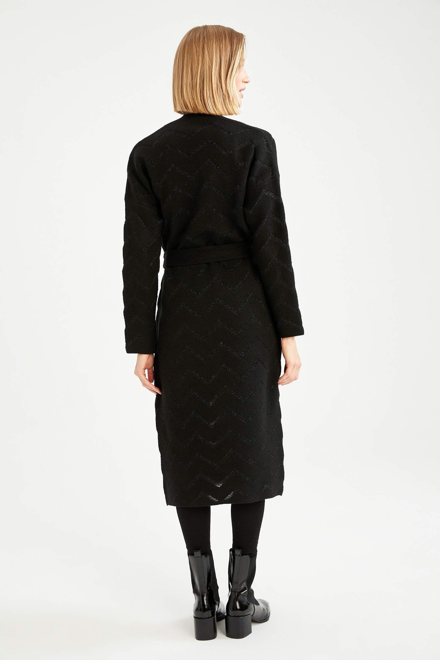 Oversize Fit V Yaka Uzun Kuşaklı Triko Hırka