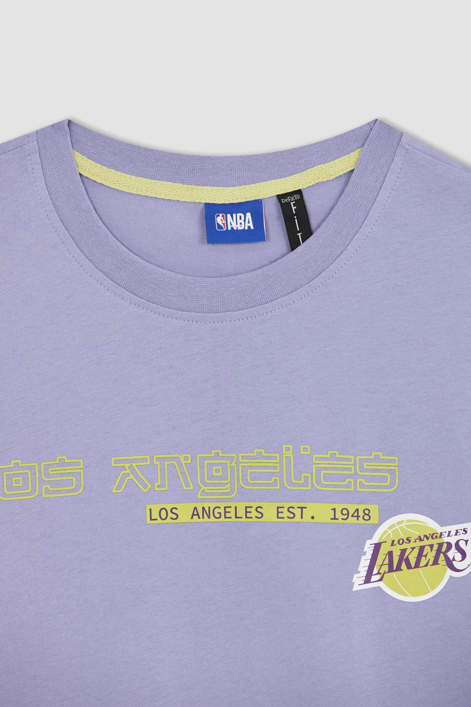 Defacto Fit NBA Los Angeles Lakers Lisanslı Bisiklet Yaka Pamuklu Penye Tişört