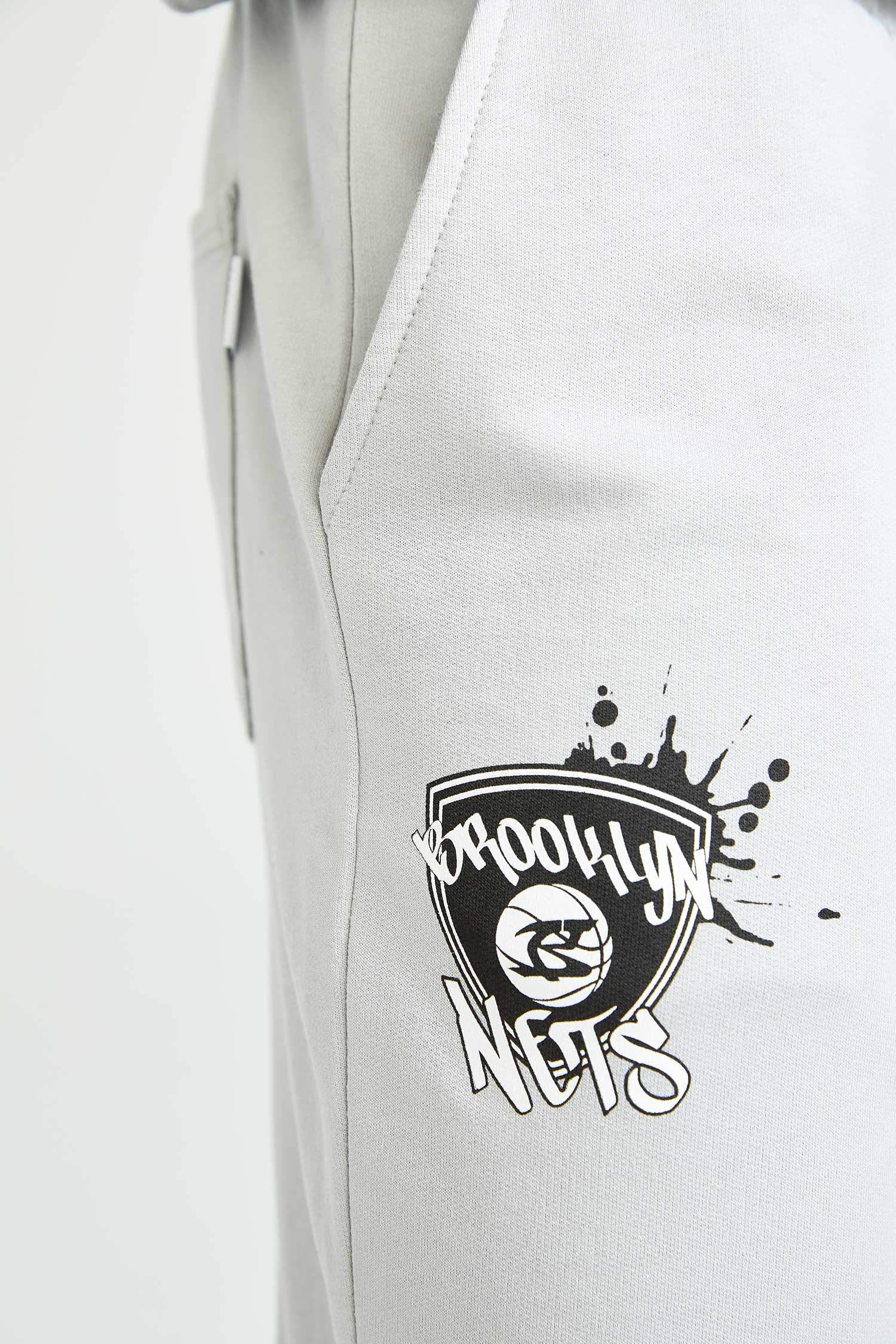 Defacto Fit NBA Brooklyn Nets Lisanslı Slim Fit İnce Kumaş Jogger