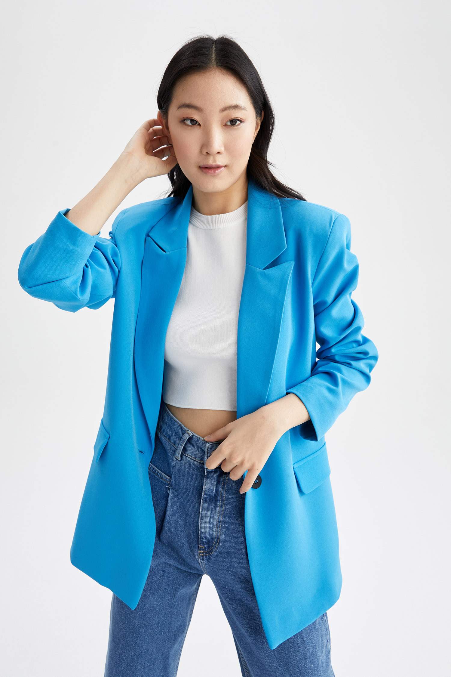 Oversize Fit Cep Kapaklı Tek Yırtmaçlı Blazer Ceket