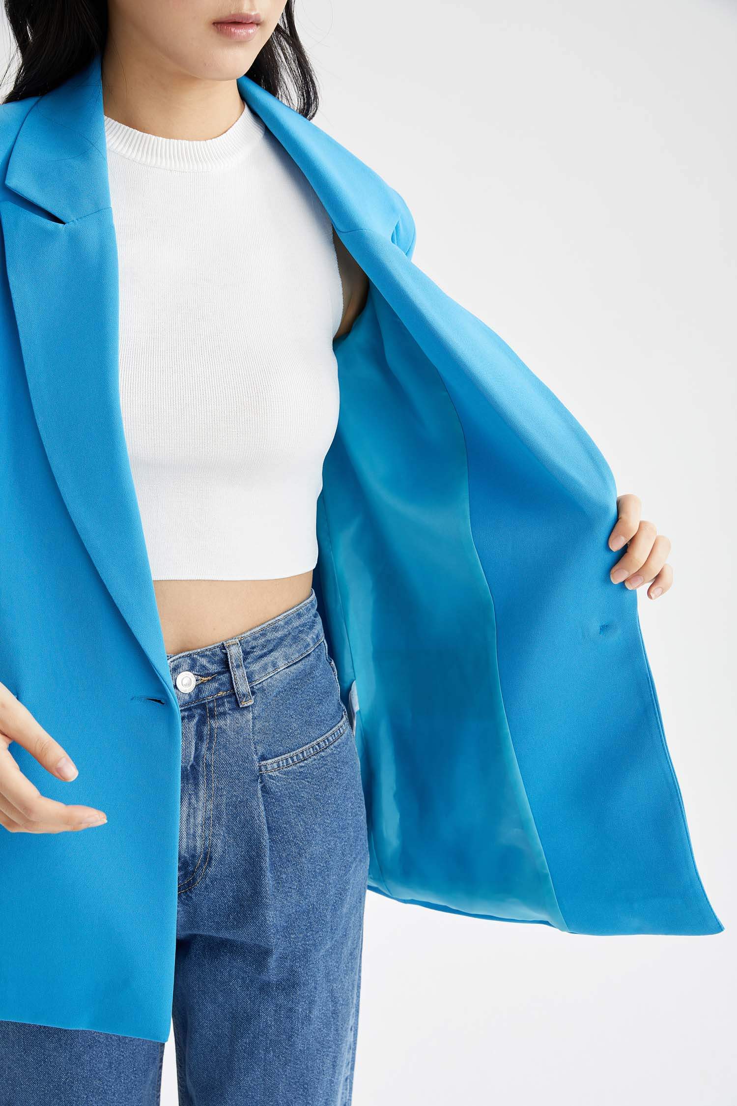 Oversize Fit Cep Kapaklı Tek Yırtmaçlı Blazer Ceket