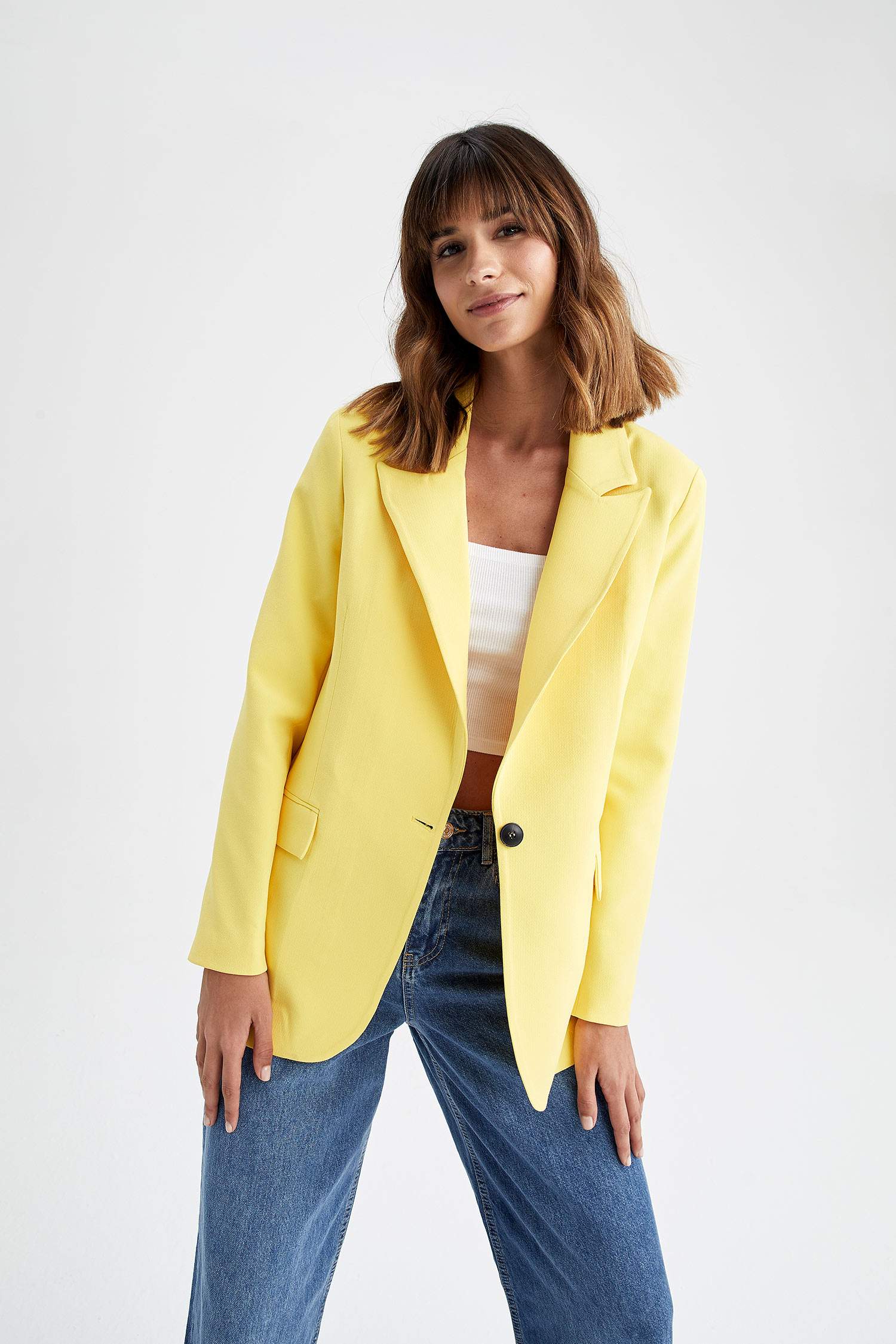 Oversize Fit Cep Kapaklı Tek Yırtmaçlı Blazer Ceket