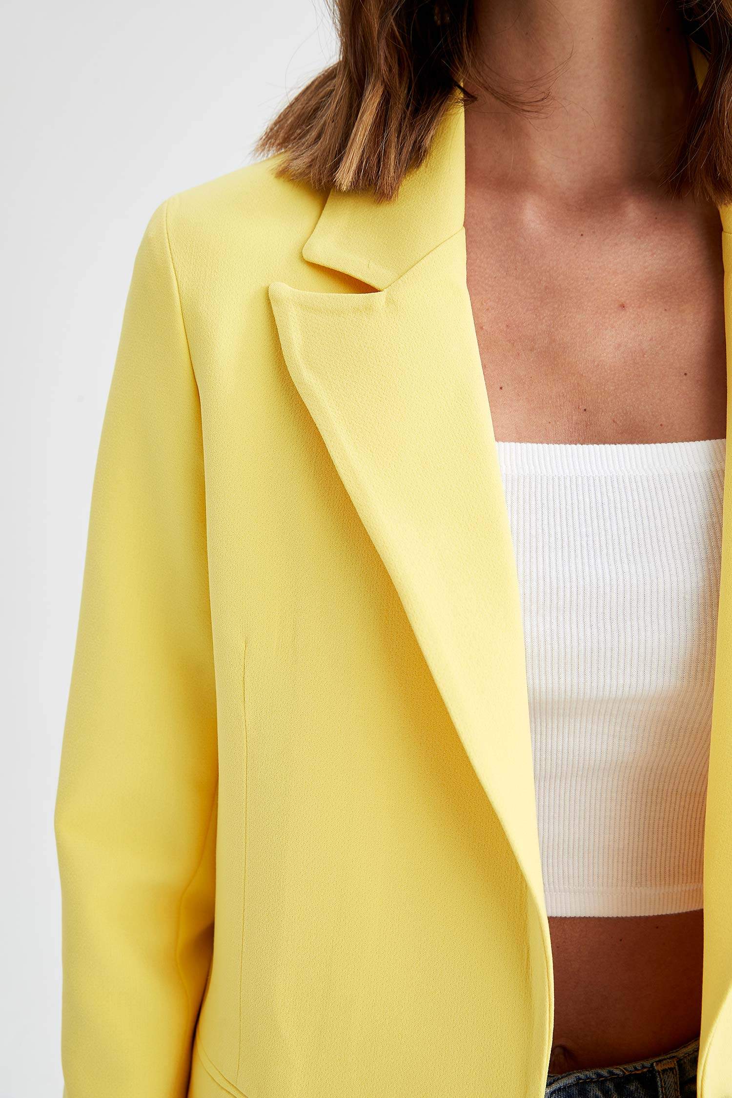 Oversize Fit Cep Kapaklı Tek Yırtmaçlı Blazer Ceket