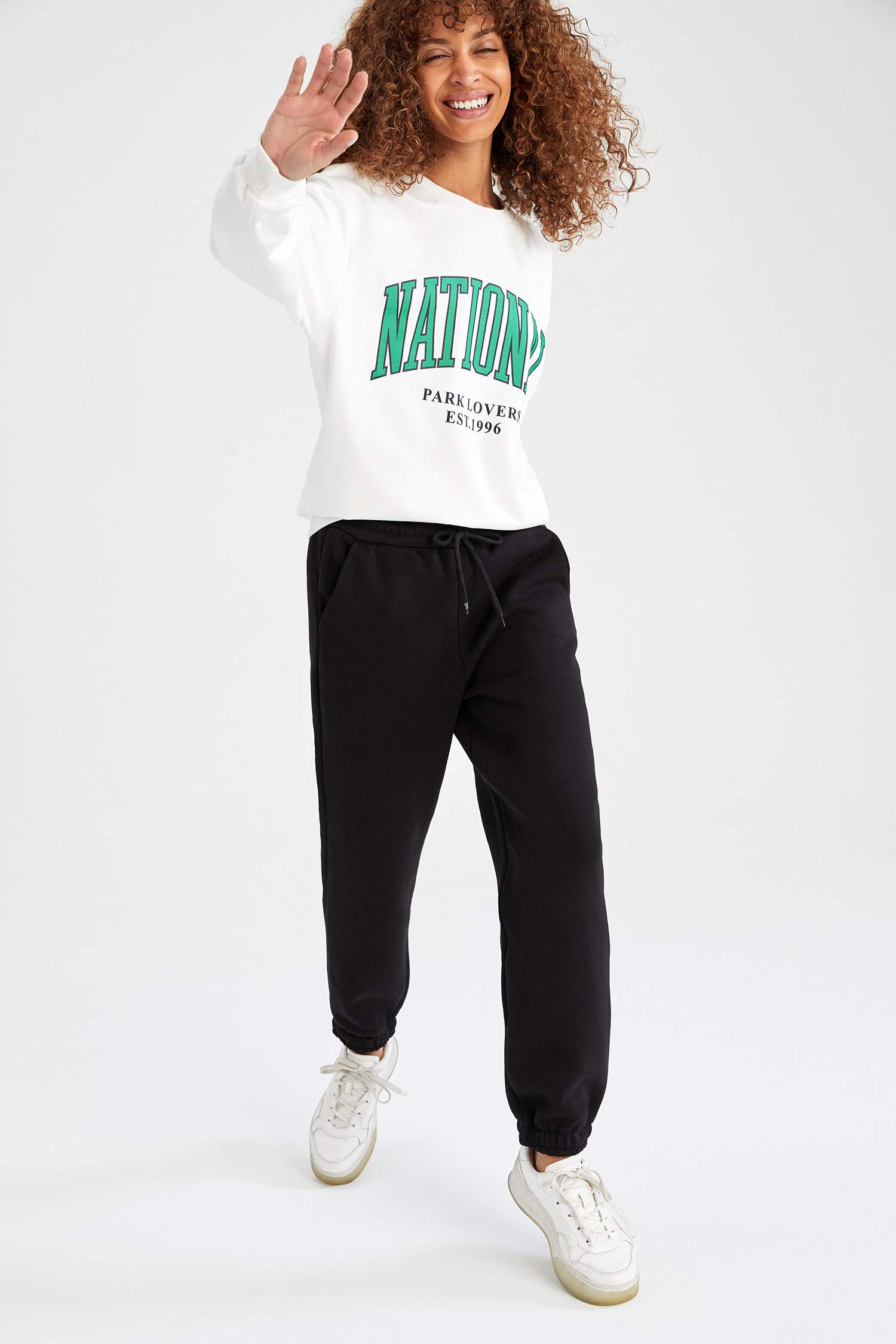 Kolej Baskılı Bisiklet Yaka Relax Fit Sweatshirt