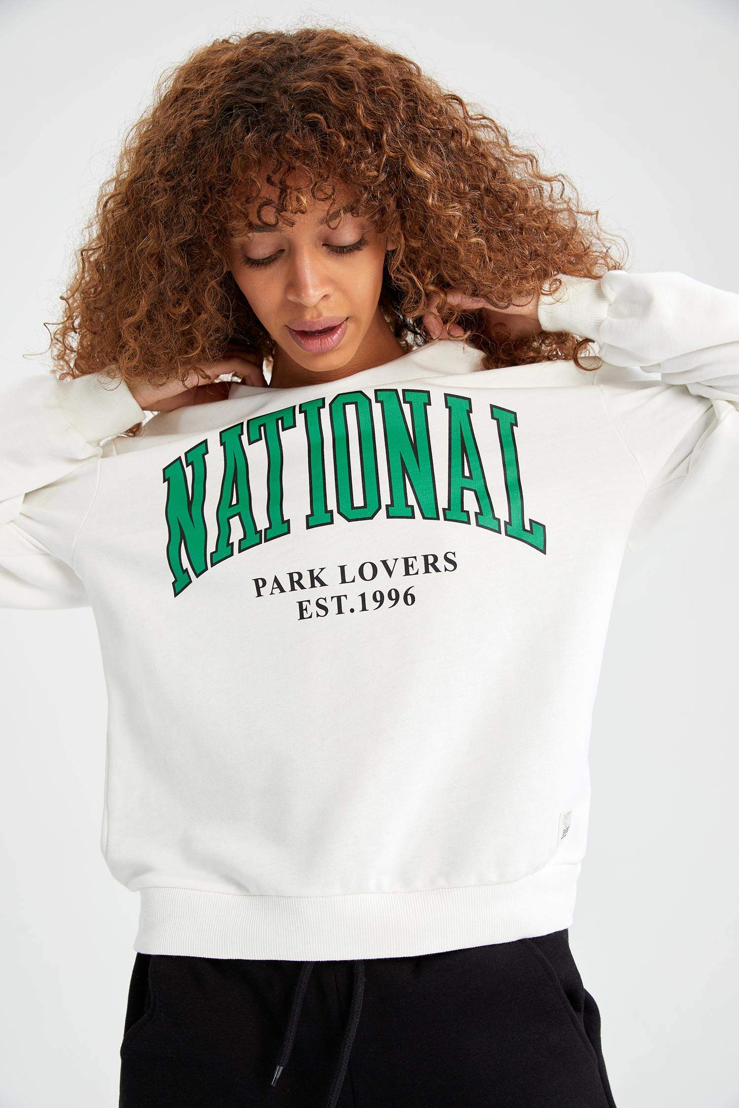 Kolej Baskılı Bisiklet Yaka Relax Fit Sweatshirt