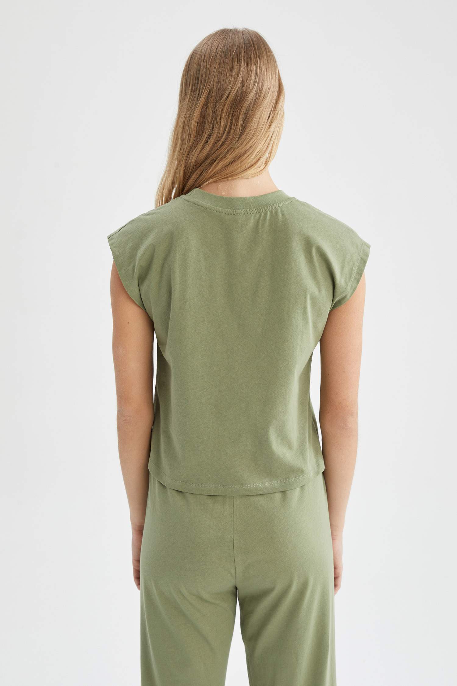 Regular Fit Bisiklet Yaka Basic Yarasa Kollu Tişört