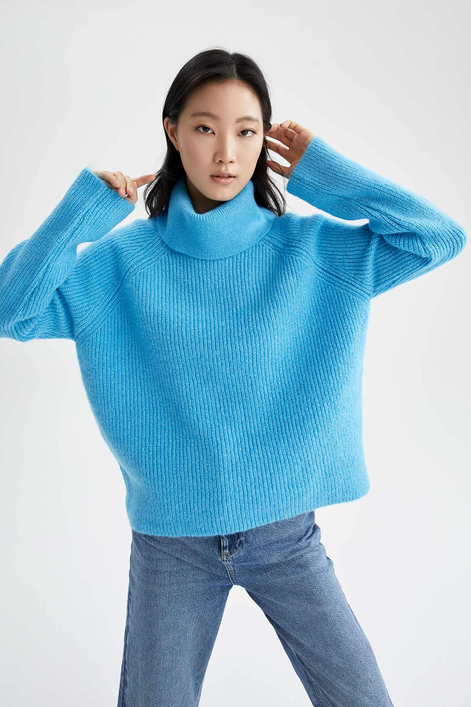 Oversize Fit Balıkçı Yaka Selanik Kumaş Kazak