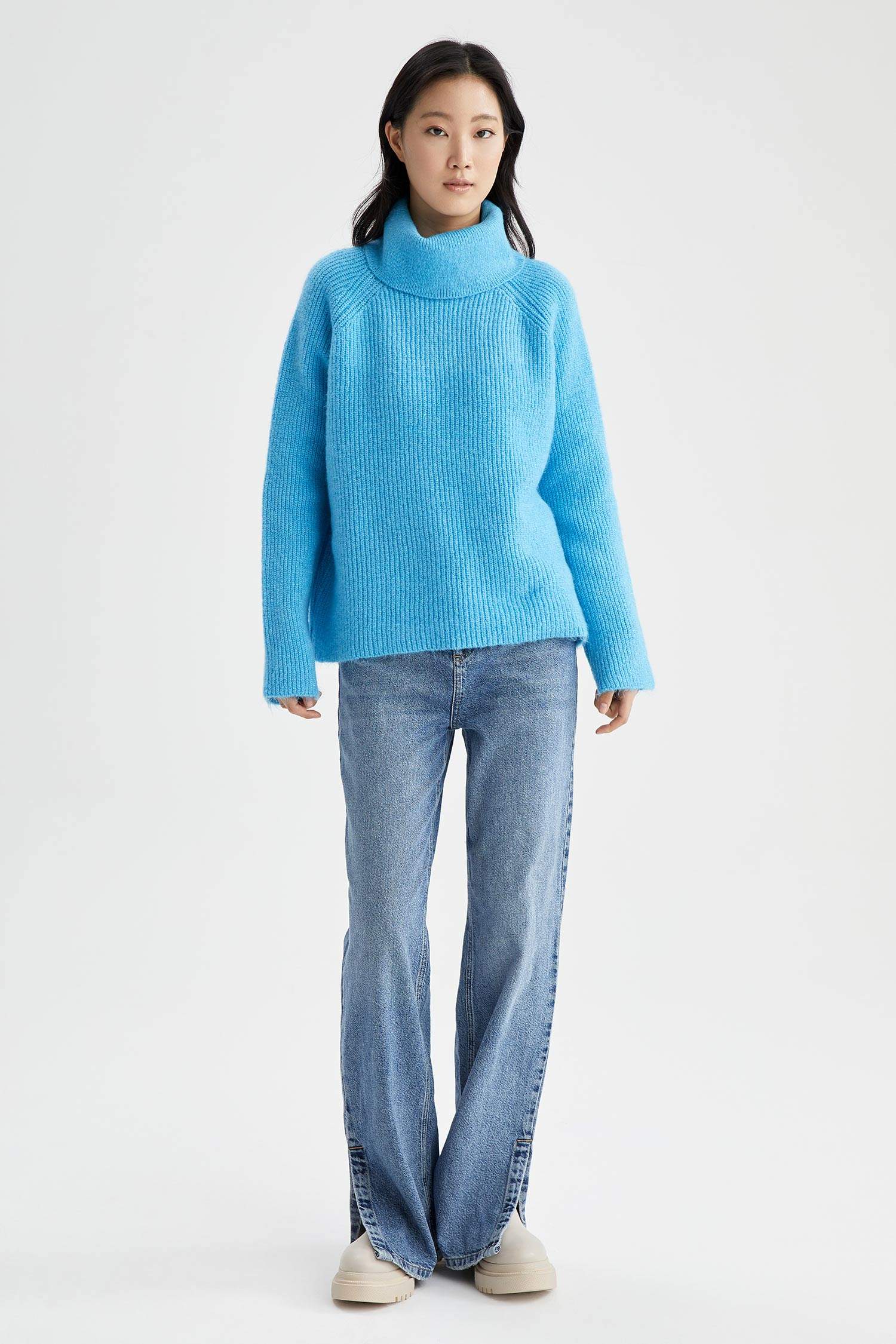 Oversize Fit Balıkçı Yaka Selanik Kumaş Kazak