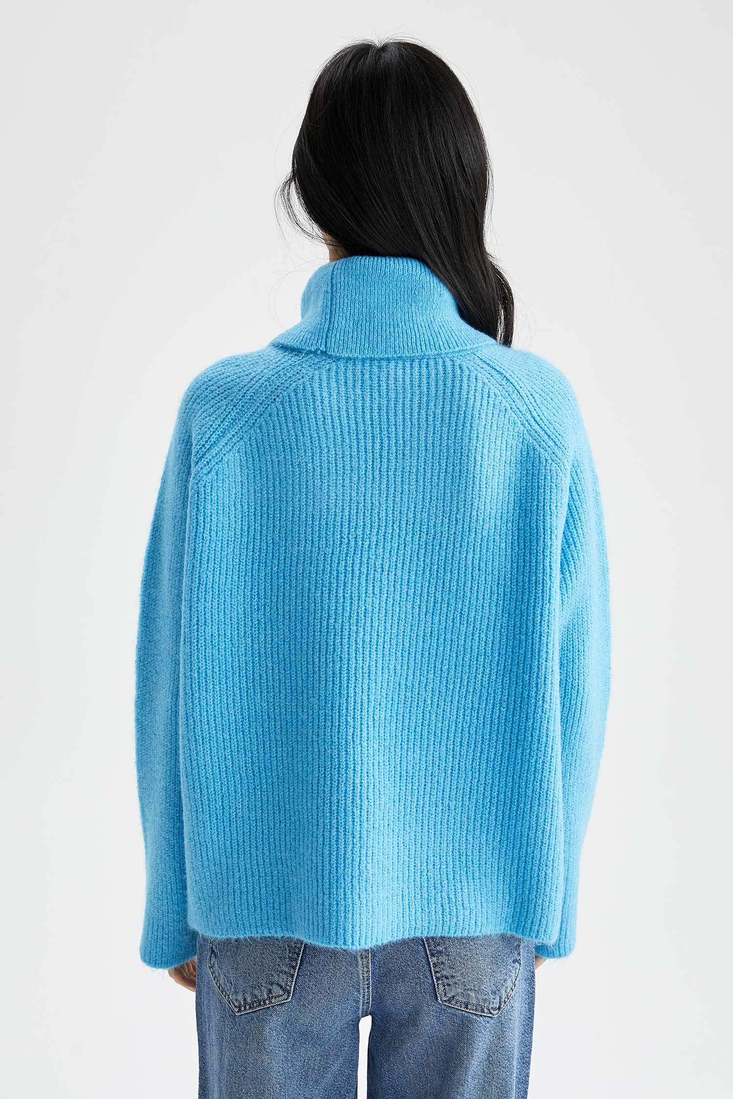 Oversize Fit Balıkçı Yaka Selanik Kumaş Kazak