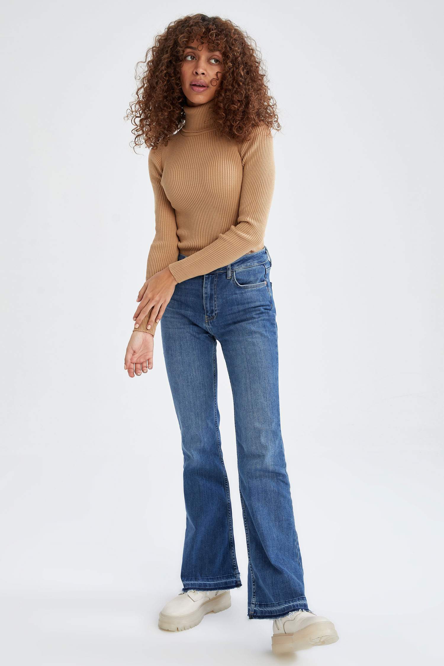 Slim Long Fit Balıkçı Yaka Ribanalı Kazak