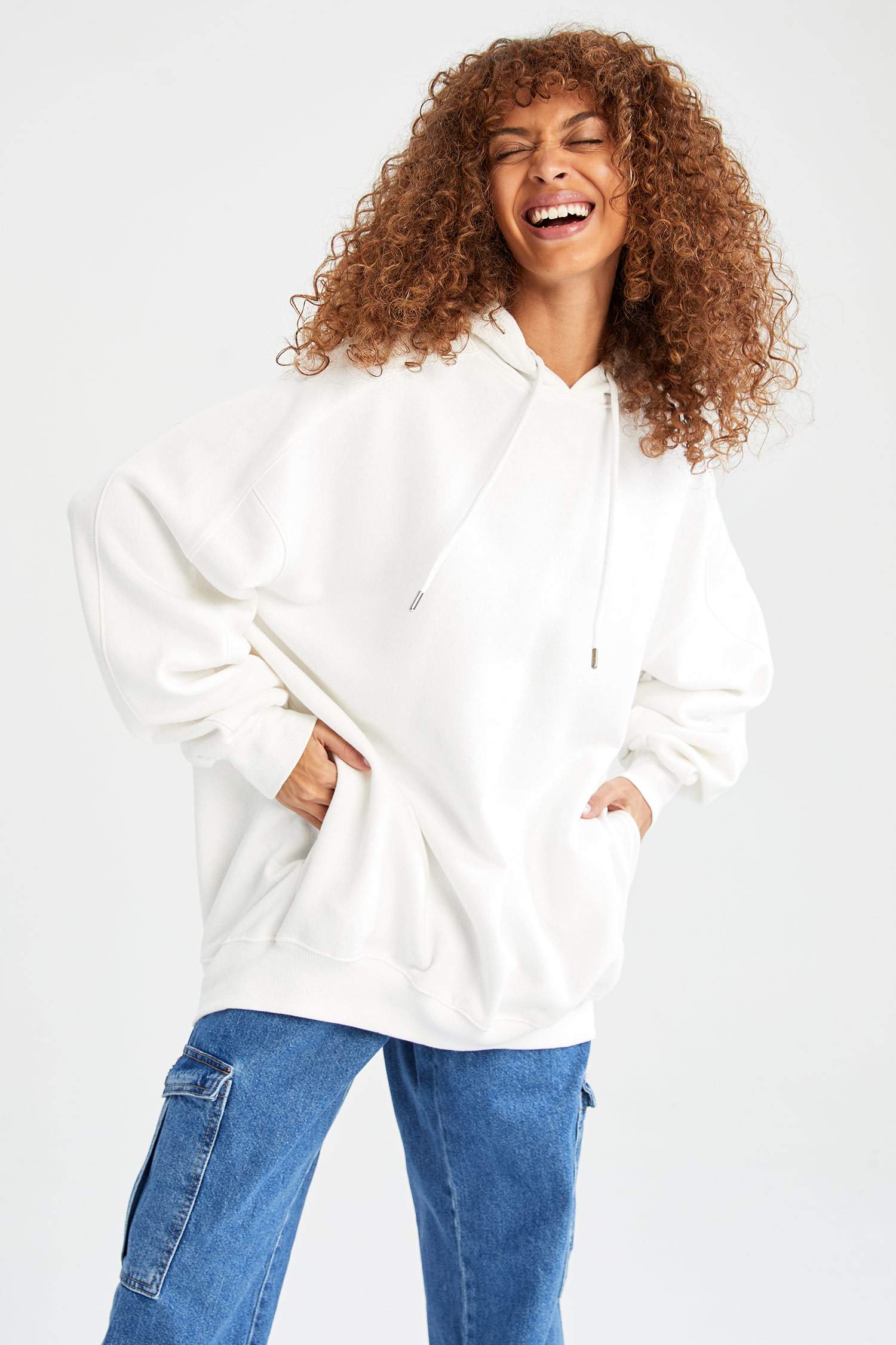 Oversize Fit Basic Kapüşonlu Kanguru Cepli Sweatshirt