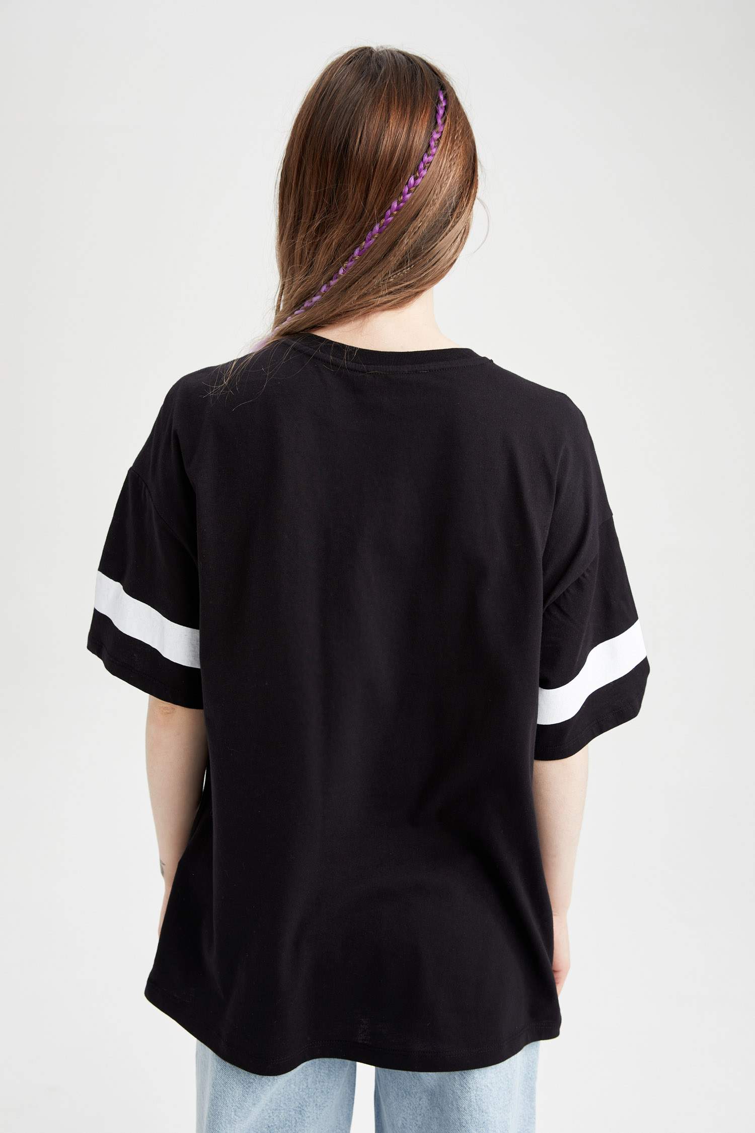 Coool BT21 Lisanslı Oversize Fit Bisiklet Yaka Baskılı Kısa Kollu Tişört