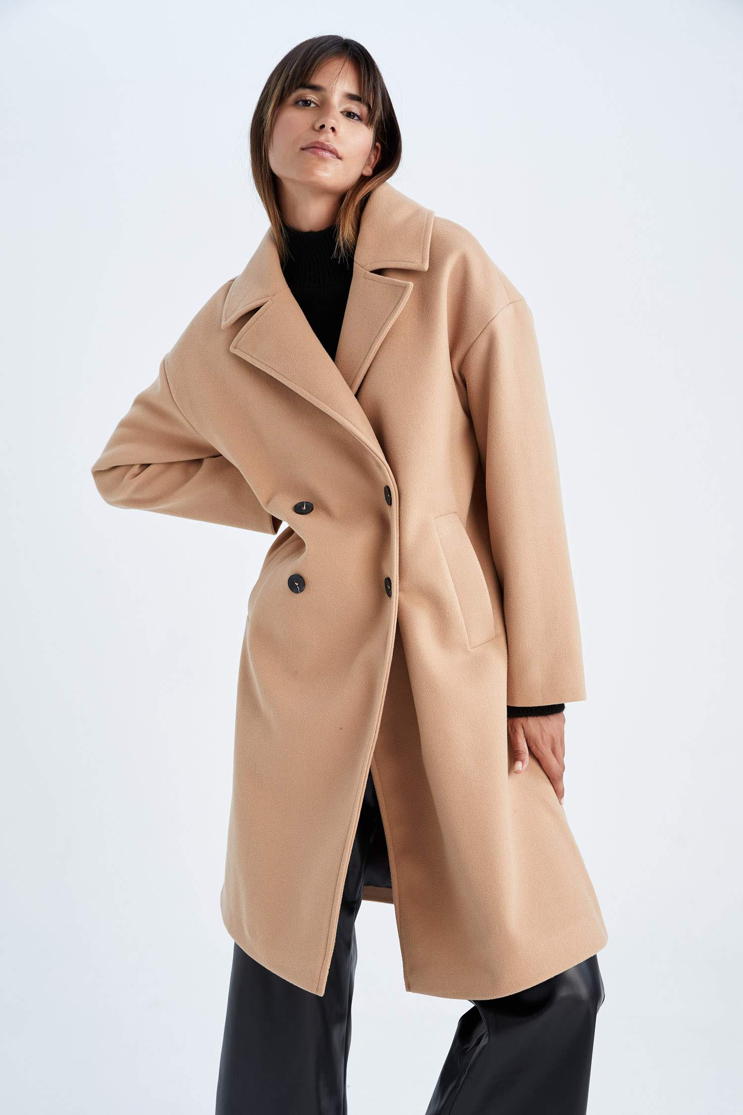 Defacto Oversize Fit Kaşe Mont. 3 Defacto Oversize Fit Kaşe Mont. 3