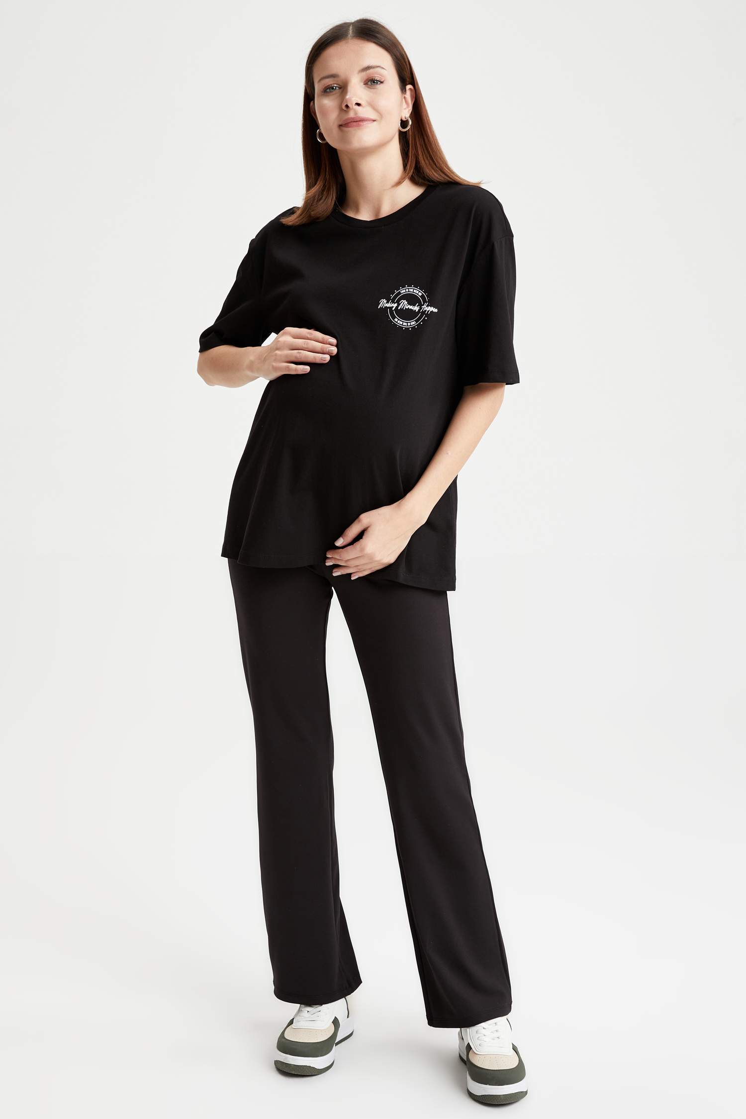Hamile Oversize Fit Bisiklet Yaka Kısa Kollu Tişört